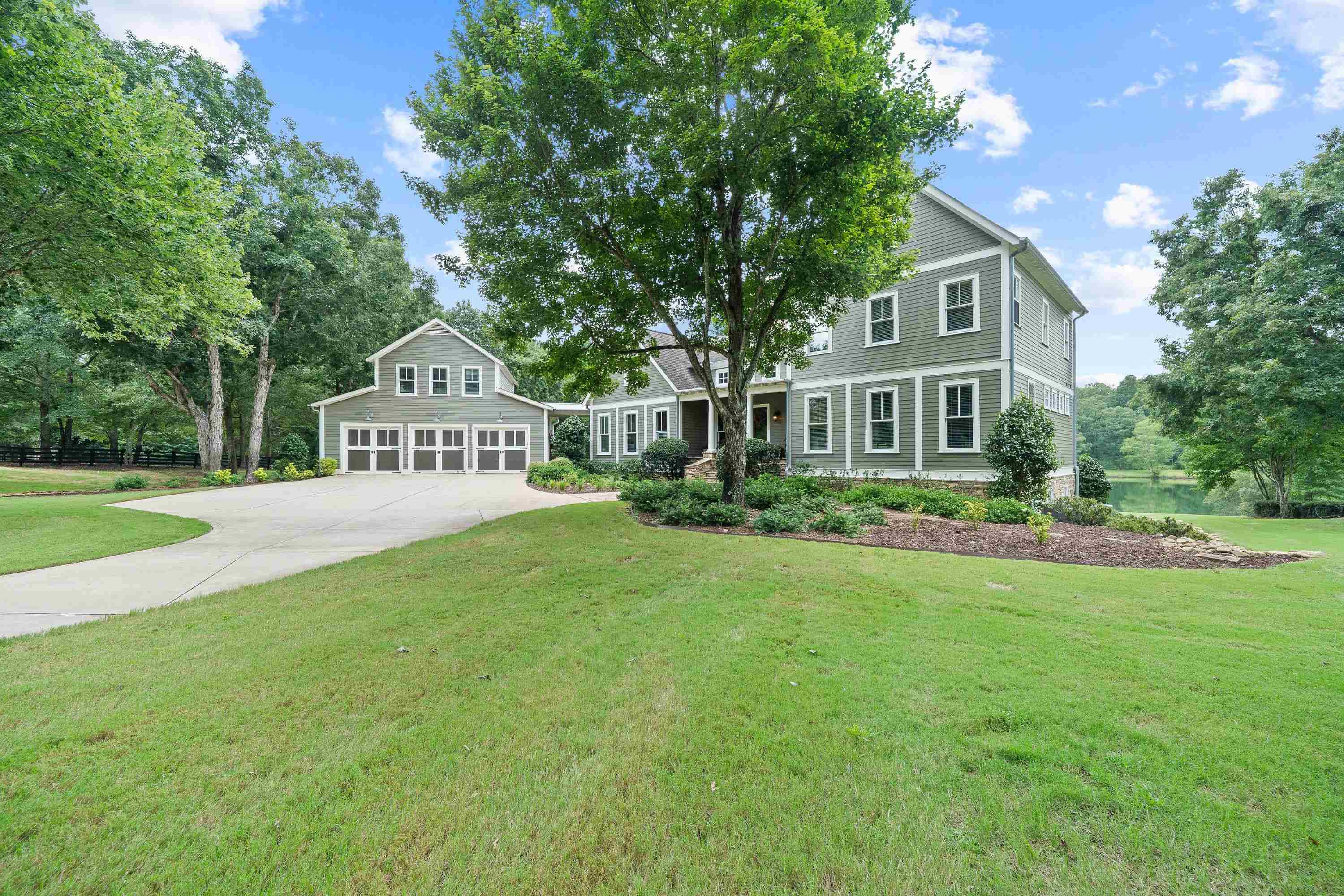 108 WALKING HORSE LANE