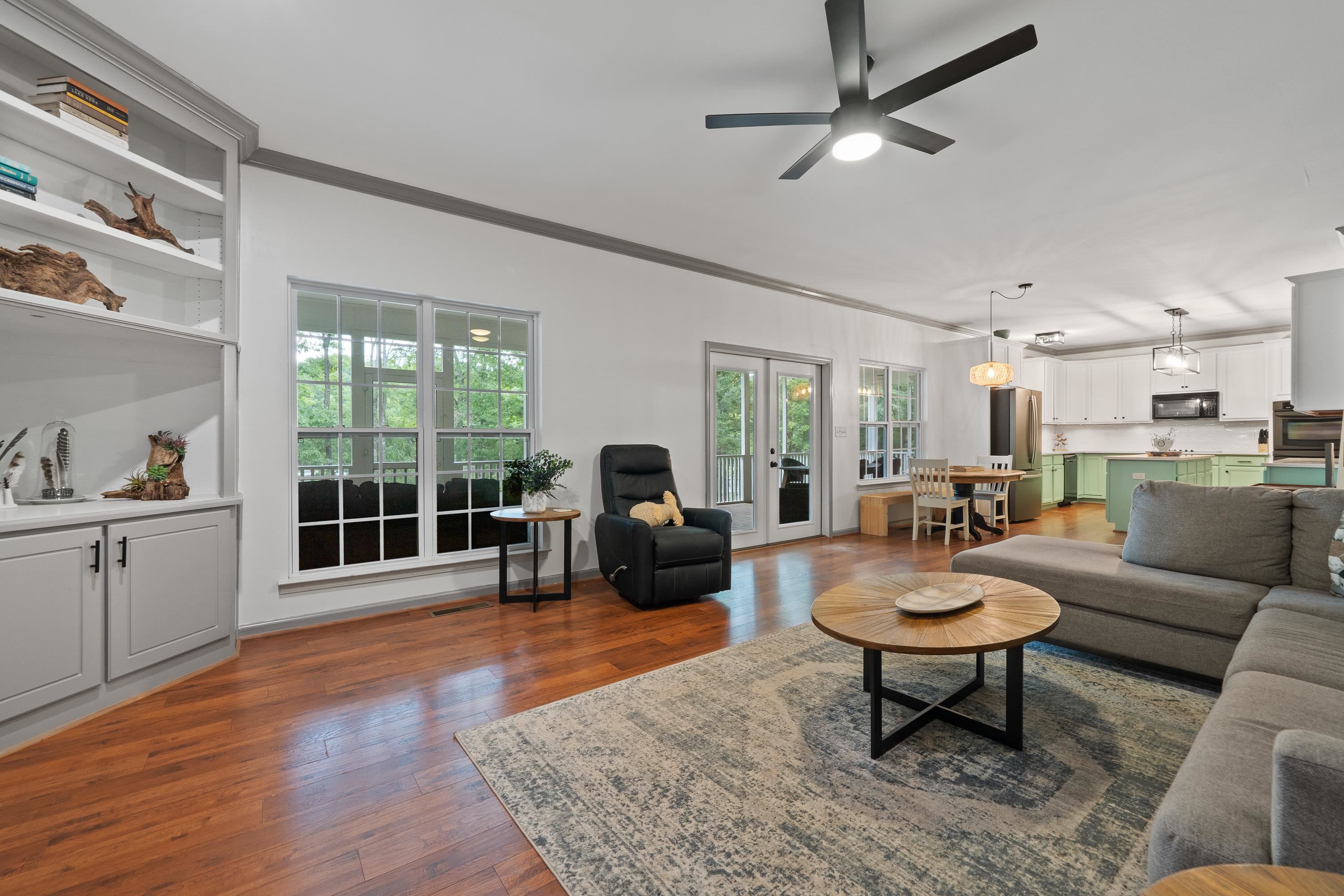 536 RIVERLAKE DRIVE