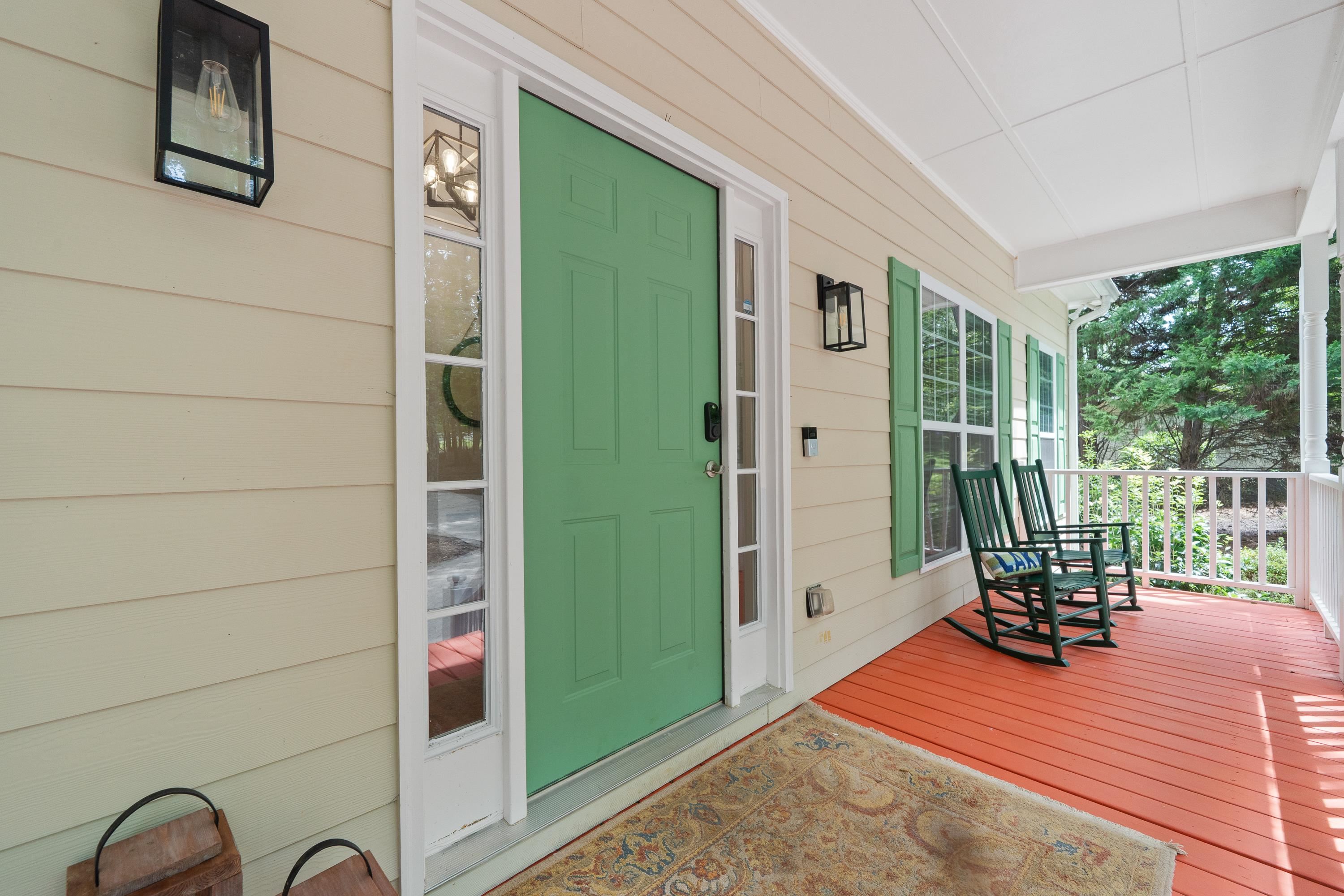 536 RIVERLAKE DRIVE