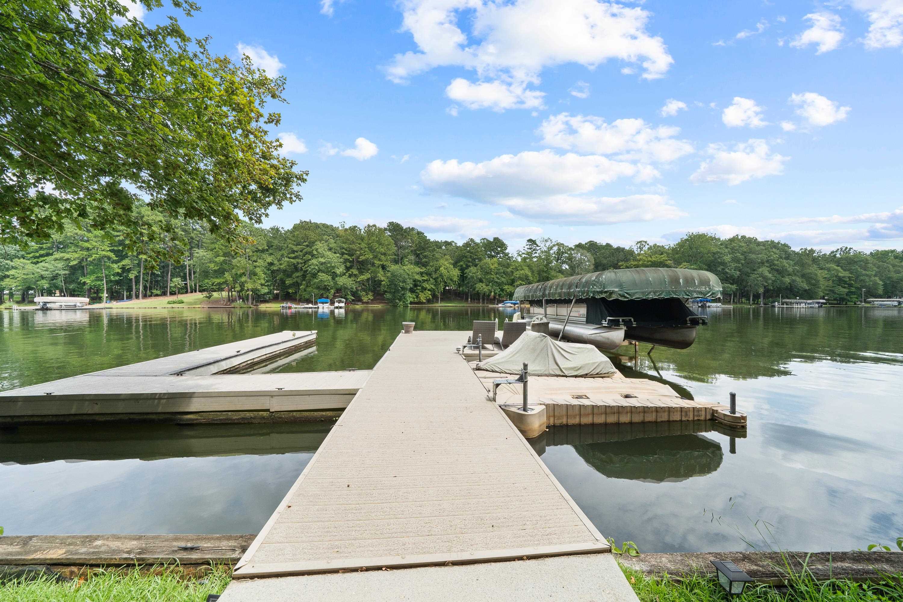 536 RIVERLAKE DRIVE