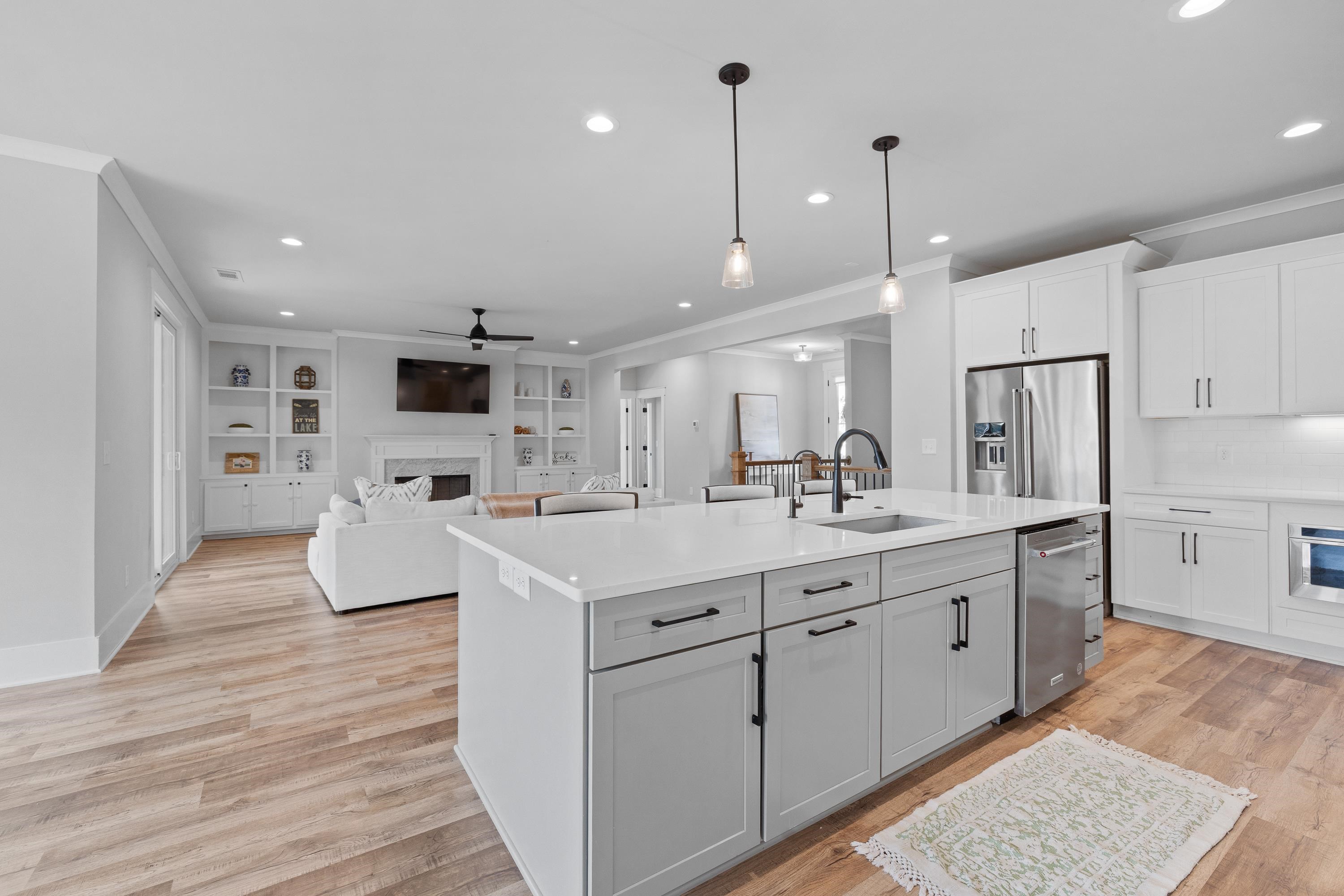 1140 HIDDEN HILLS CIRCLE