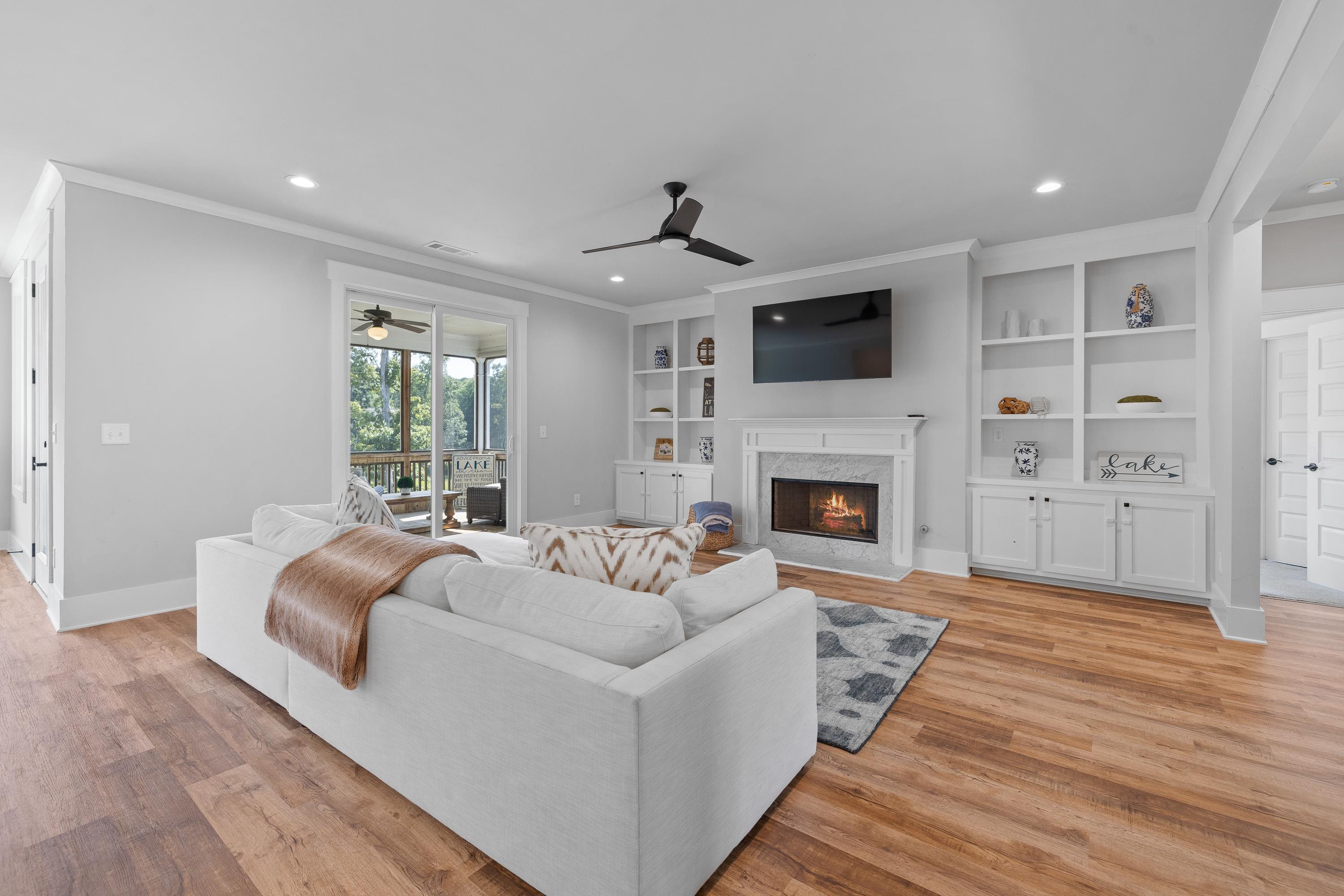 1140 HIDDEN HILLS CIRCLE