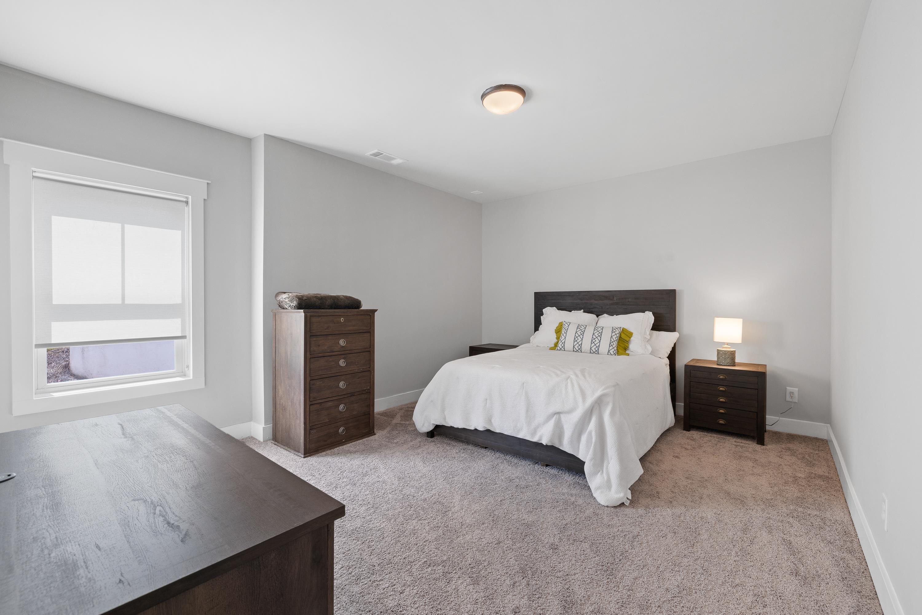 1140 HIDDEN HILLS CIRCLE