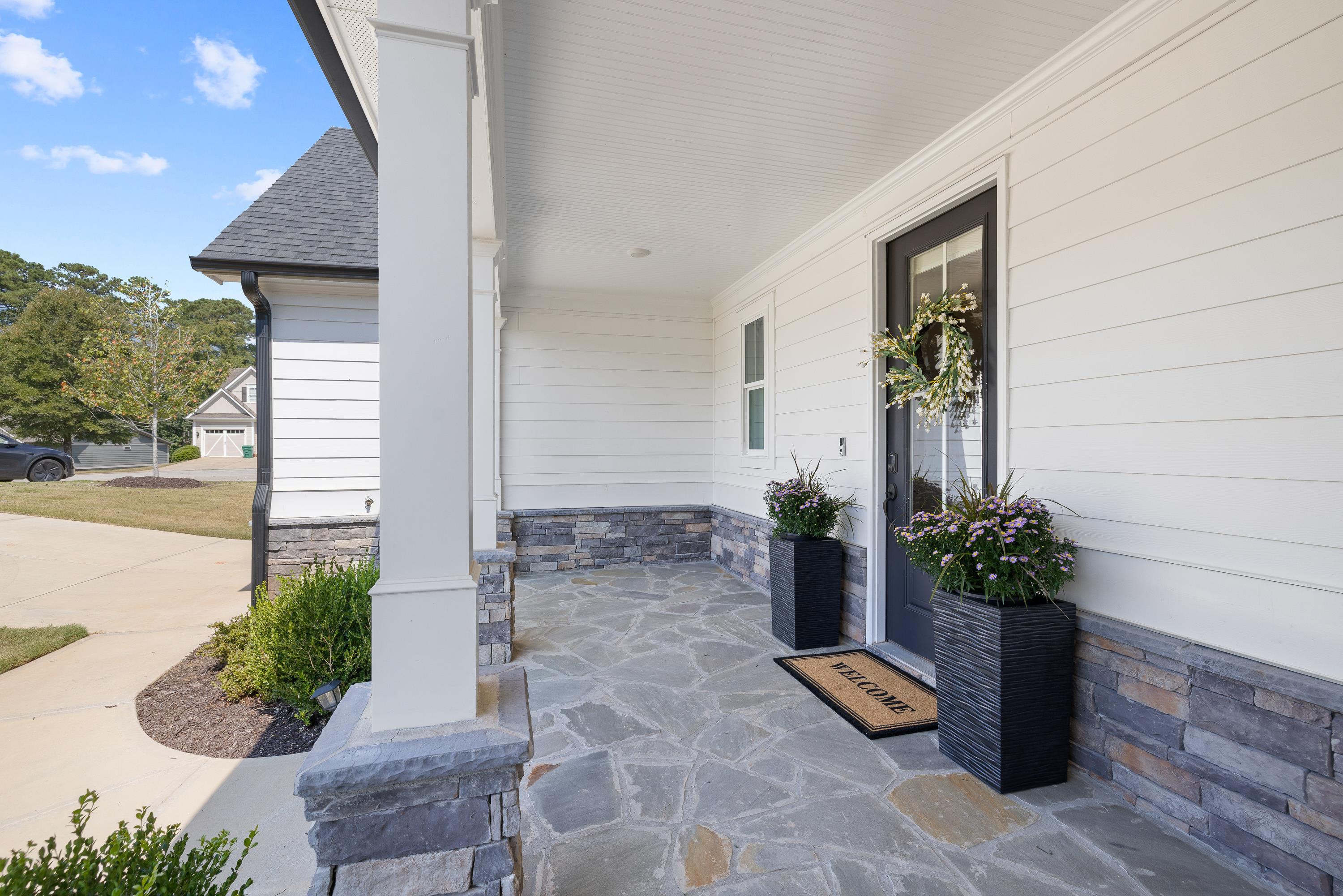 1140 HIDDEN HILLS CIRCLE