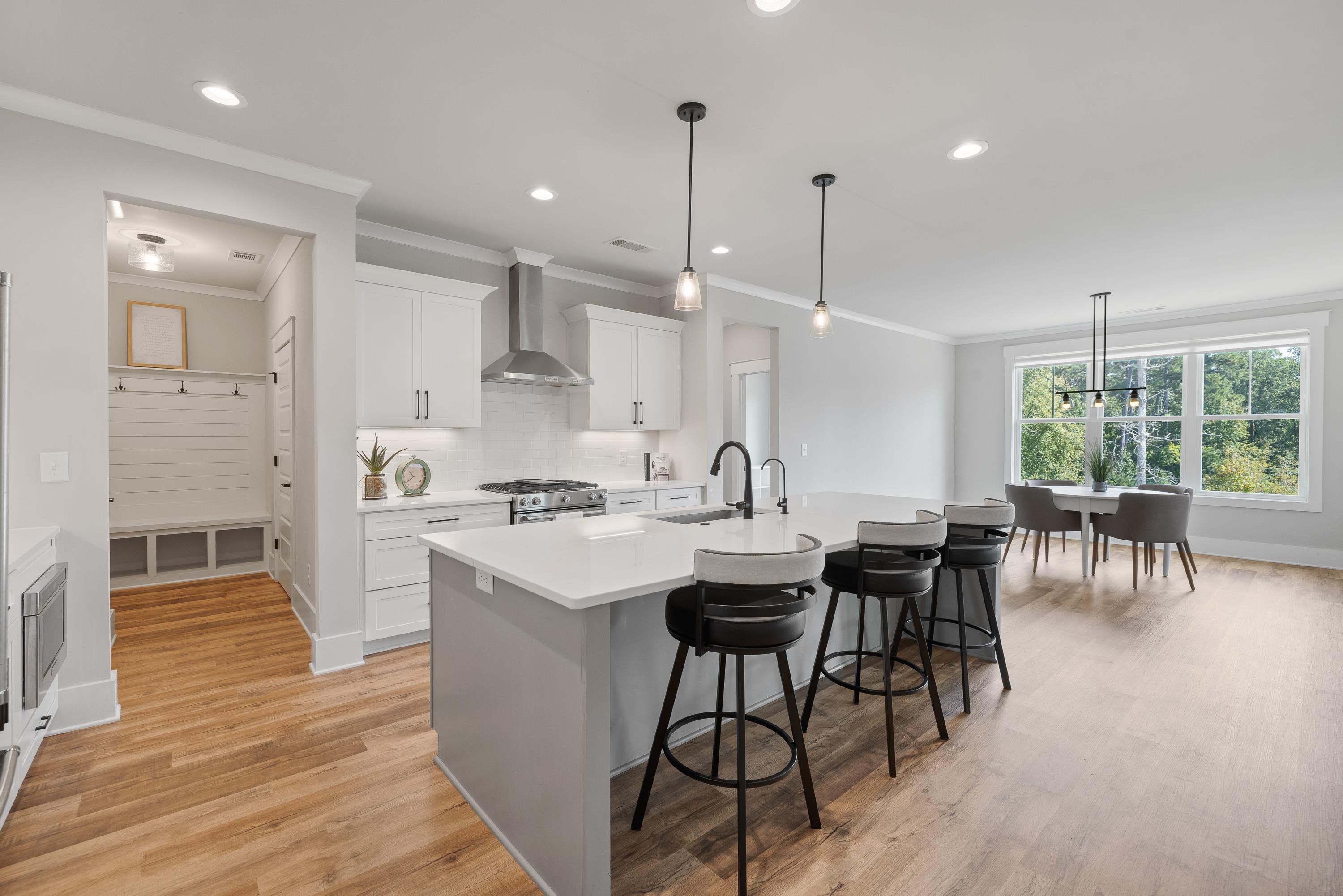 1140 HIDDEN HILLS CIRCLE