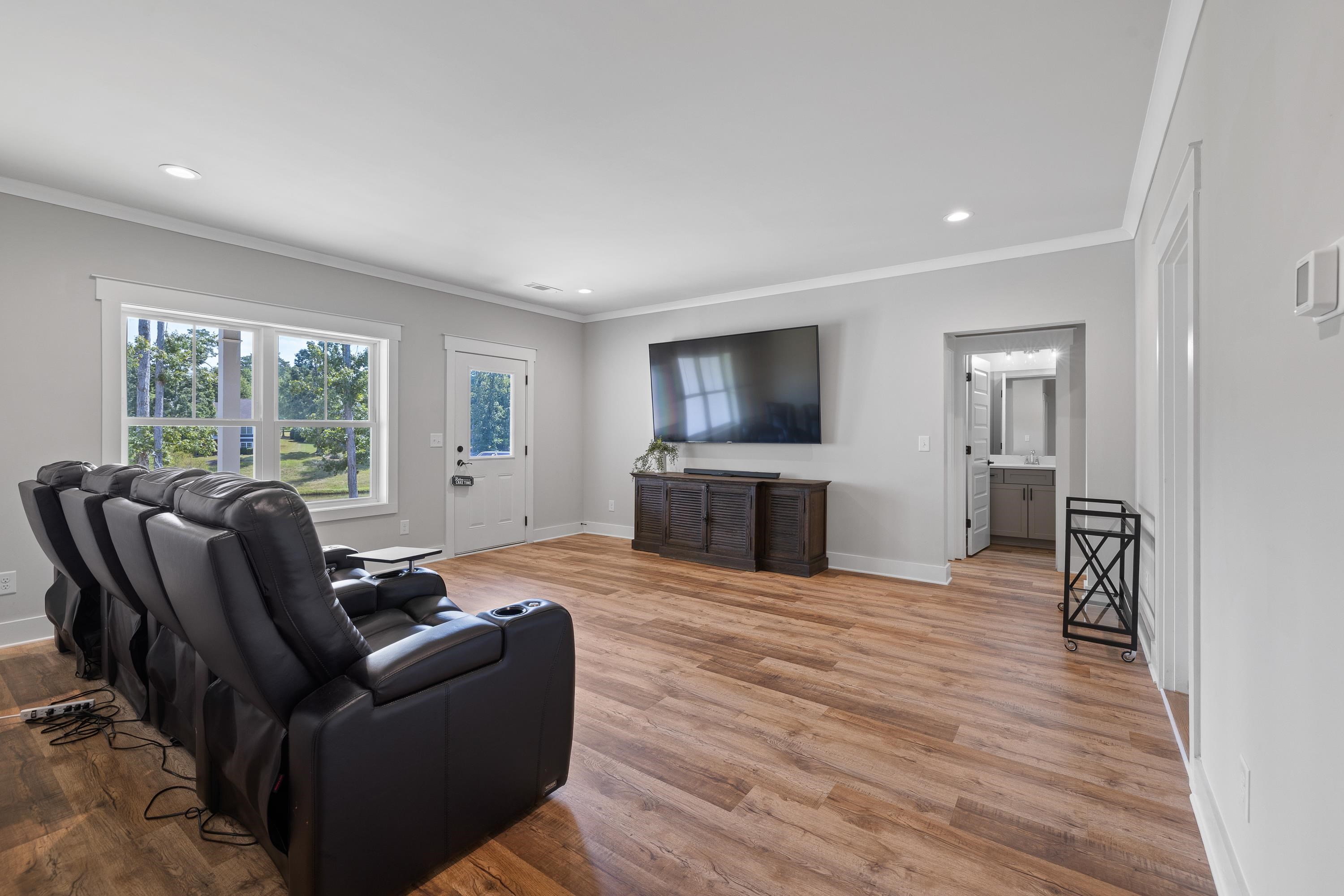 1140 HIDDEN HILLS CIRCLE