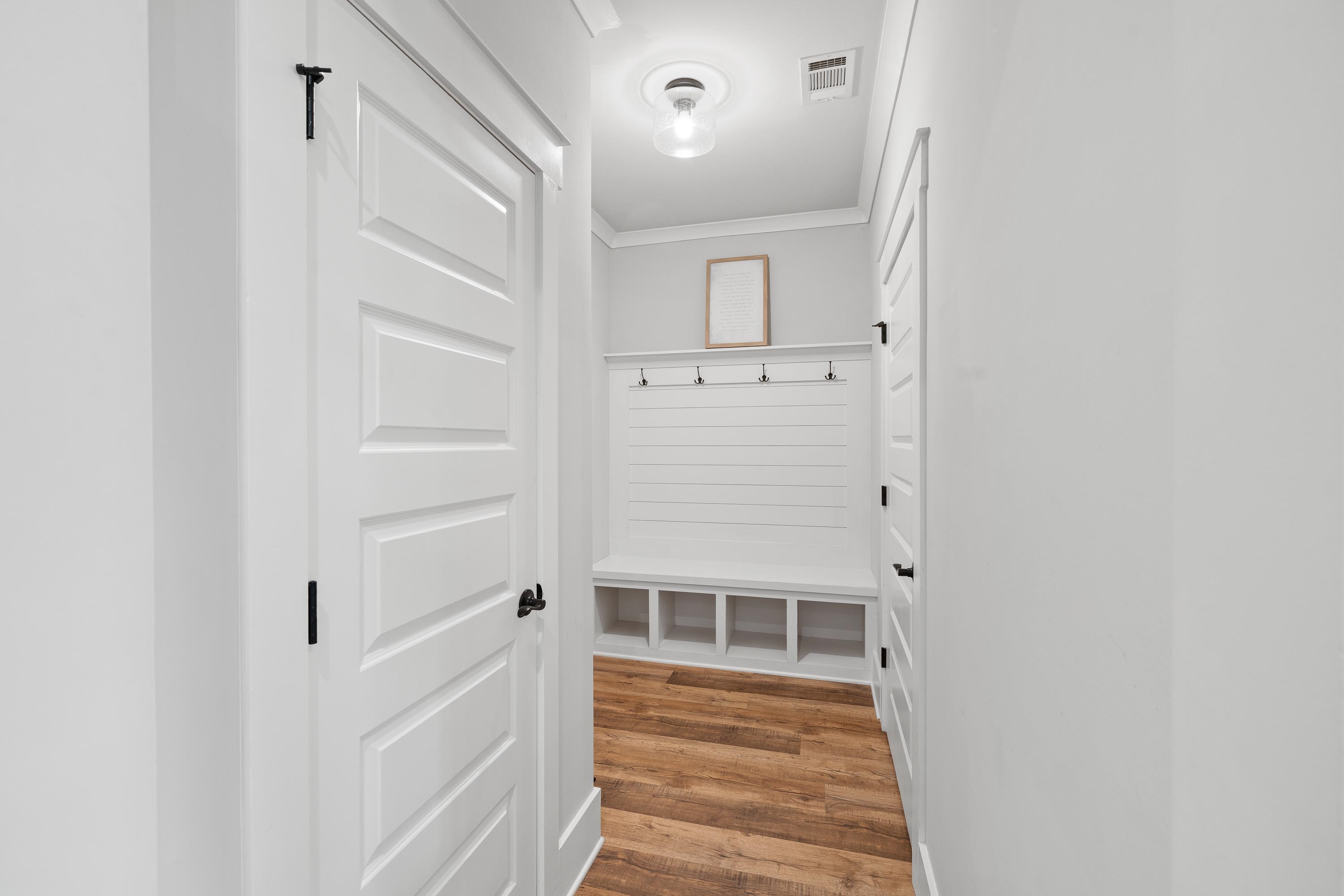 1140 HIDDEN HILLS CIRCLE