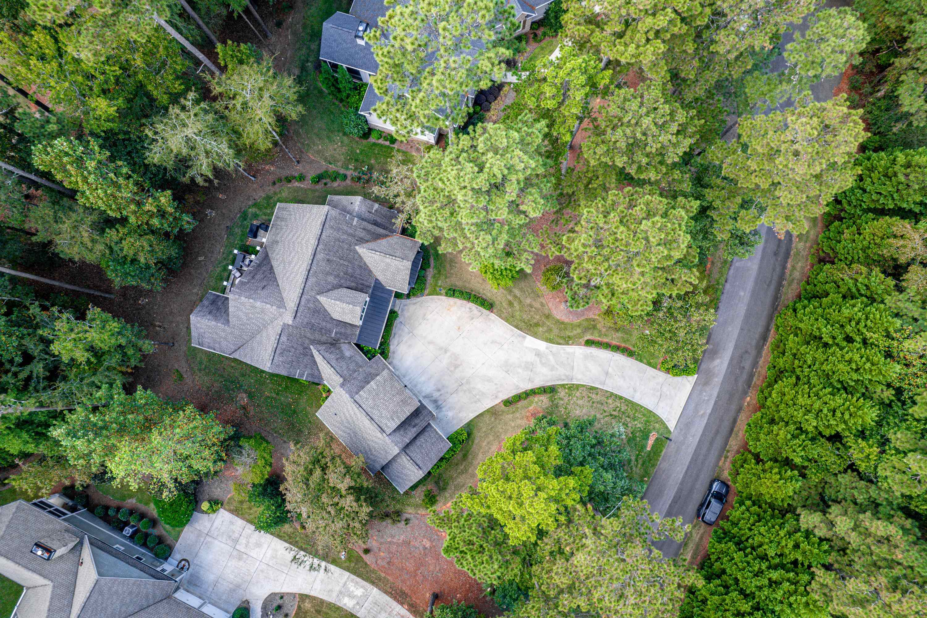 1040 QUAKER RIDGE ROAD