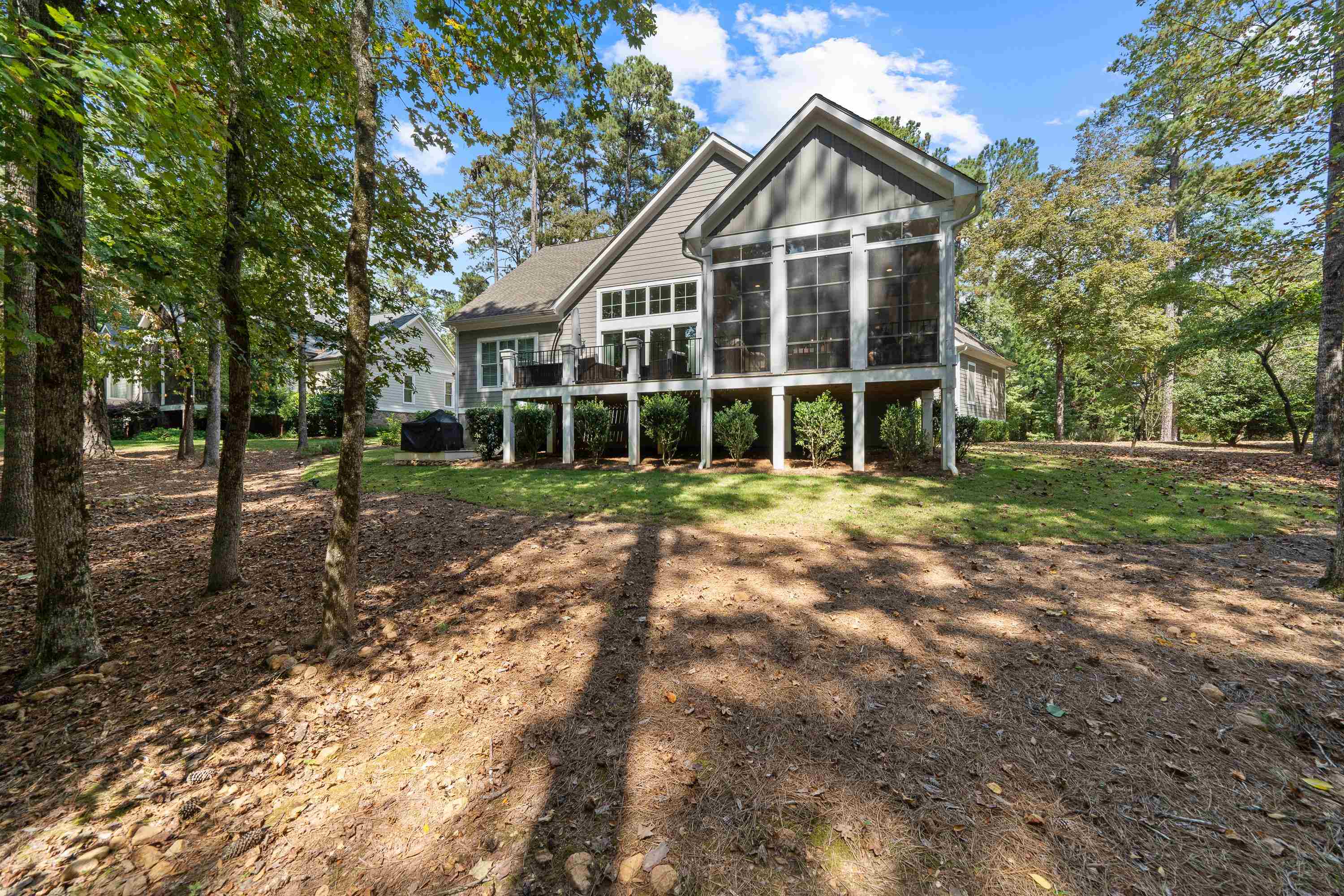 1040 QUAKER RIDGE ROAD