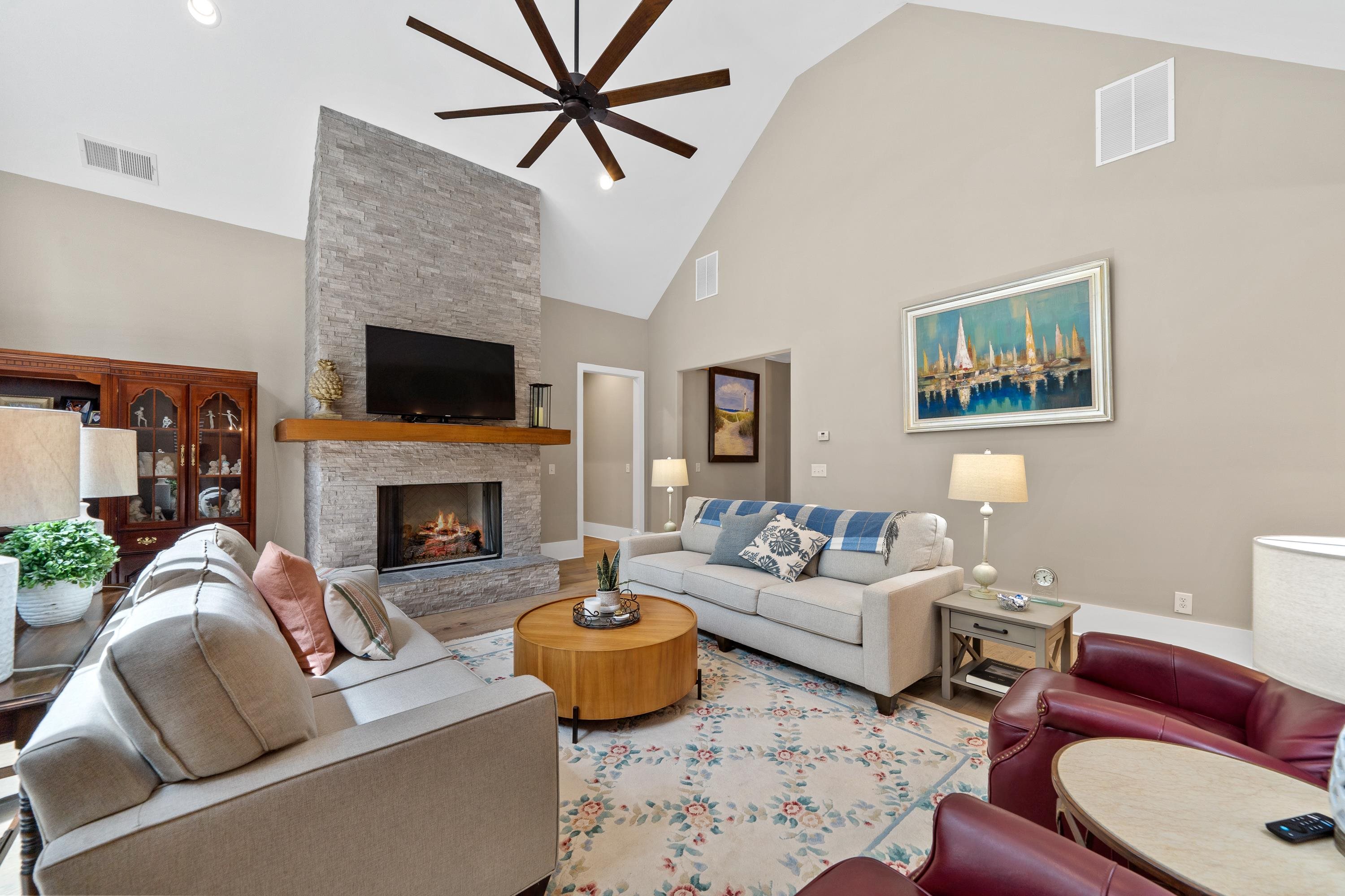 1040 QUAKER RIDGE ROAD