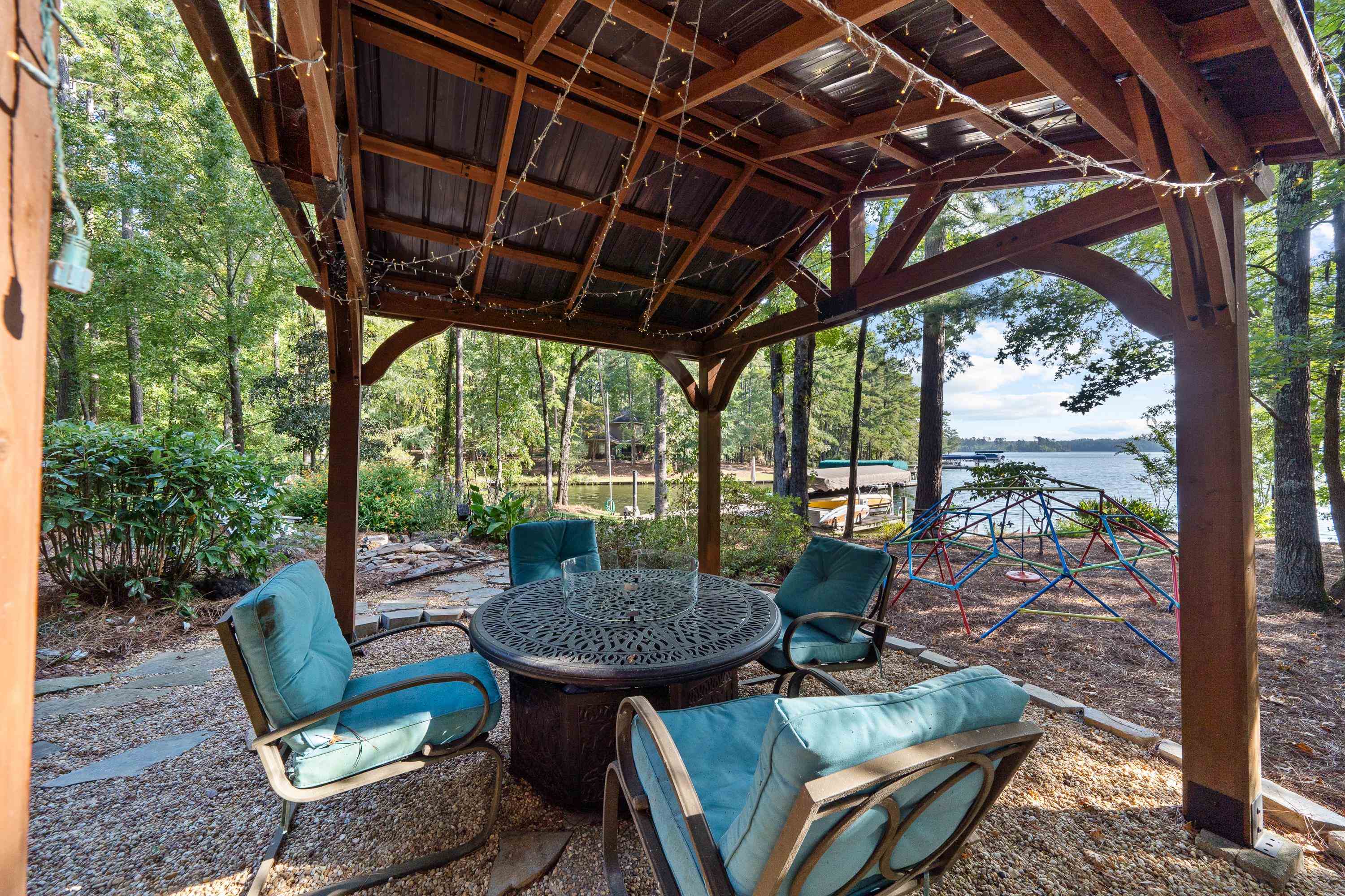 1250 CHEROKEE TRAIL