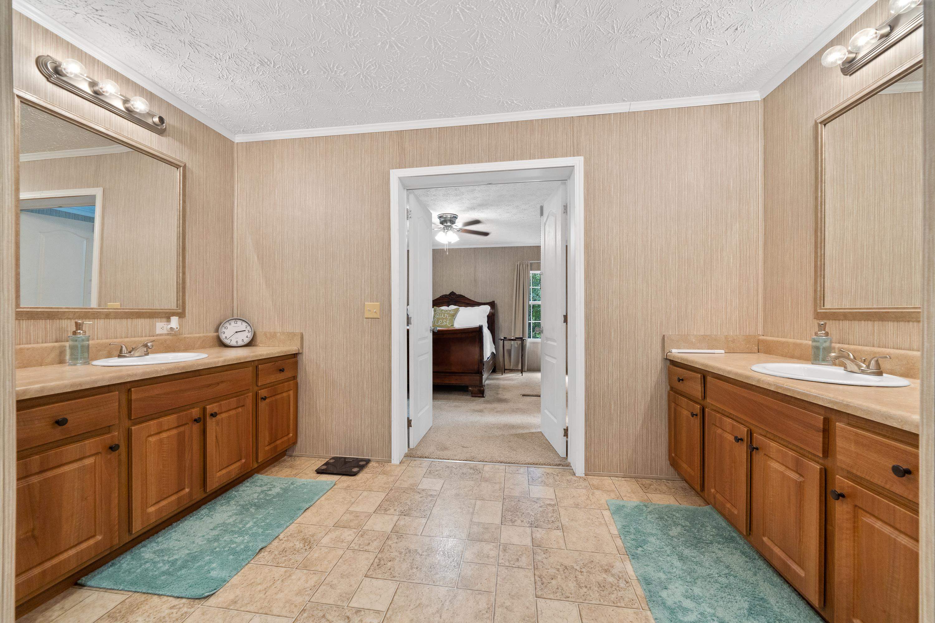 184 N STEELE BRIDGE ROAD