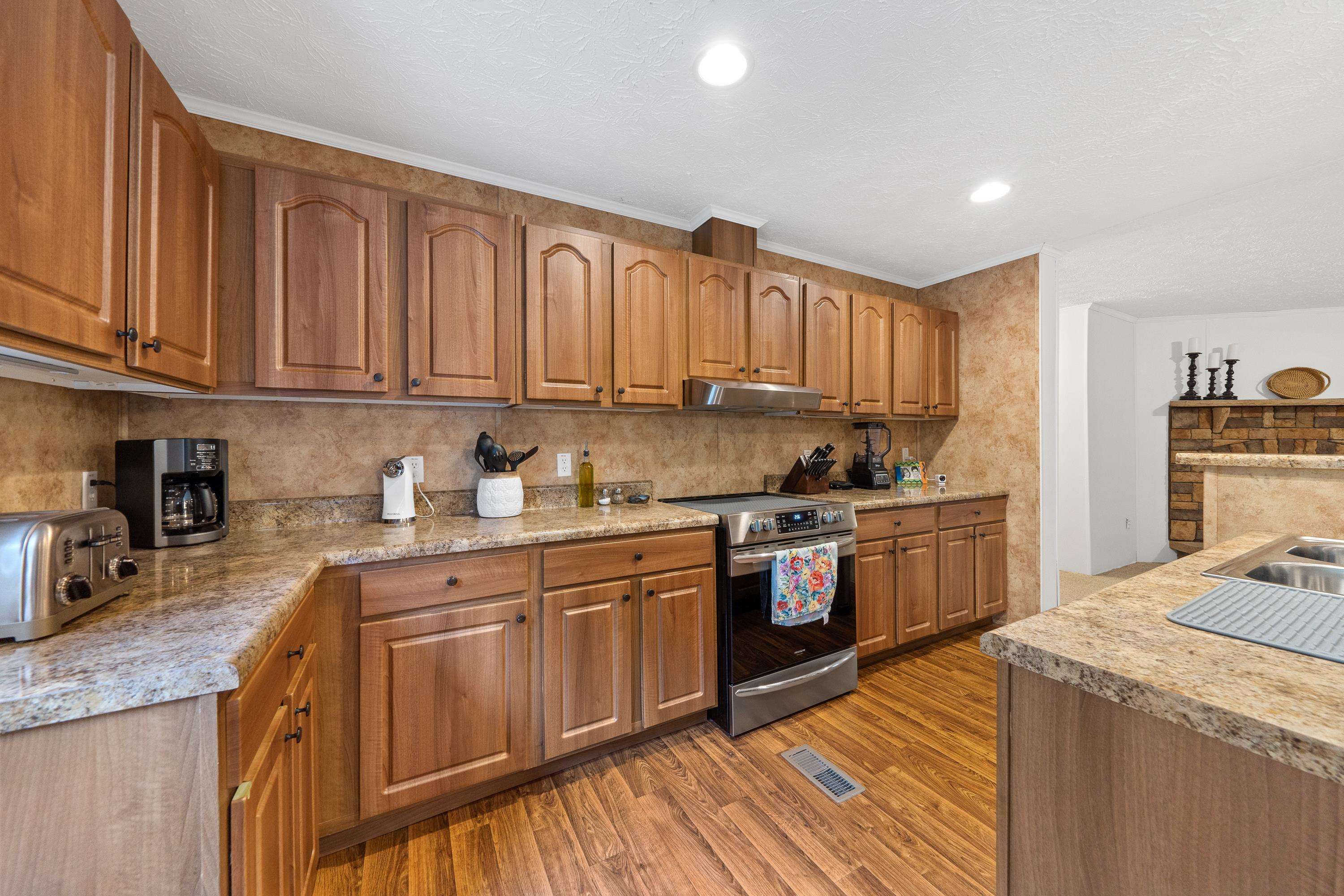 184 N STEELE BRIDGE ROAD