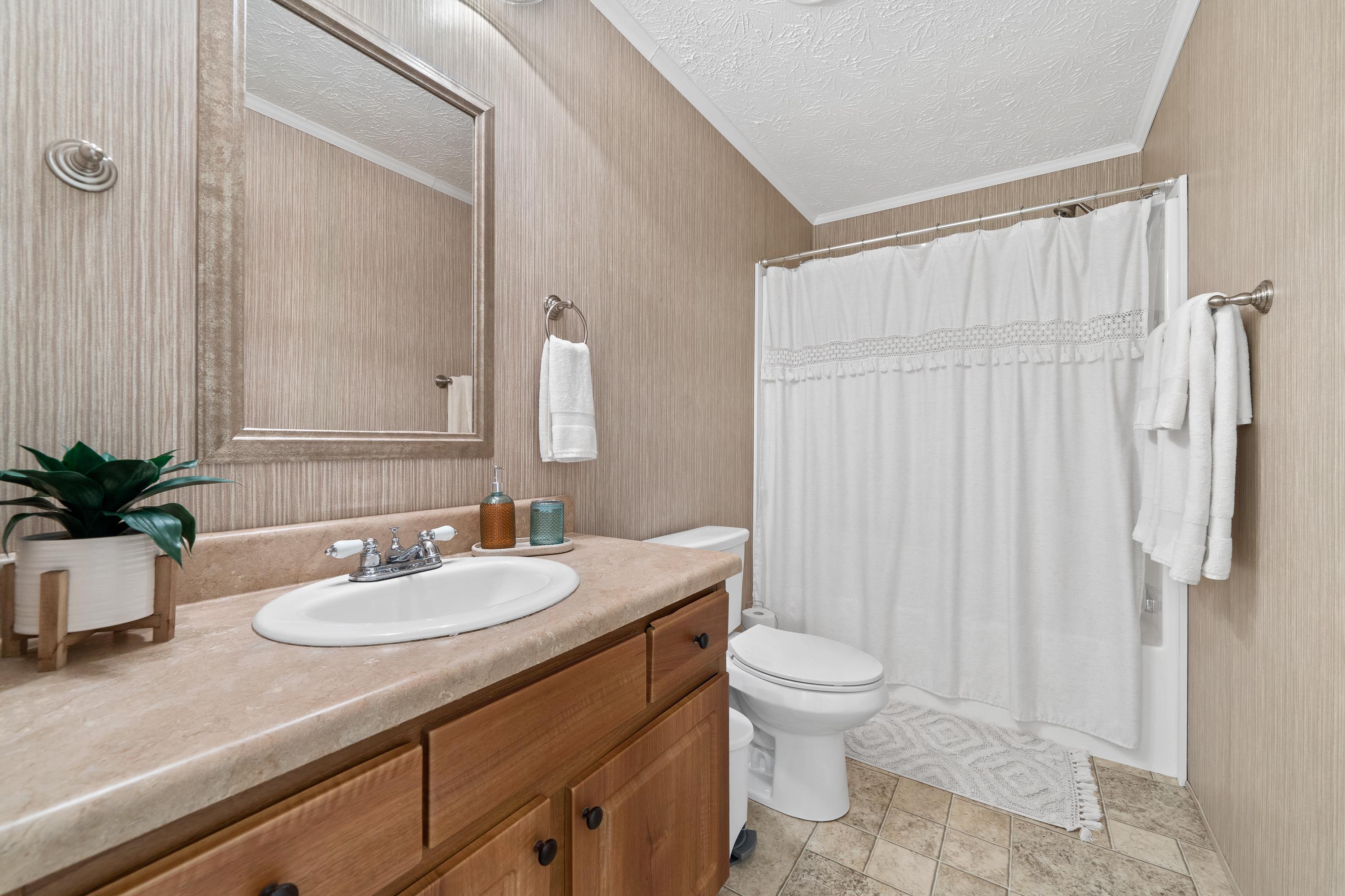 184 N STEELE BRIDGE ROAD