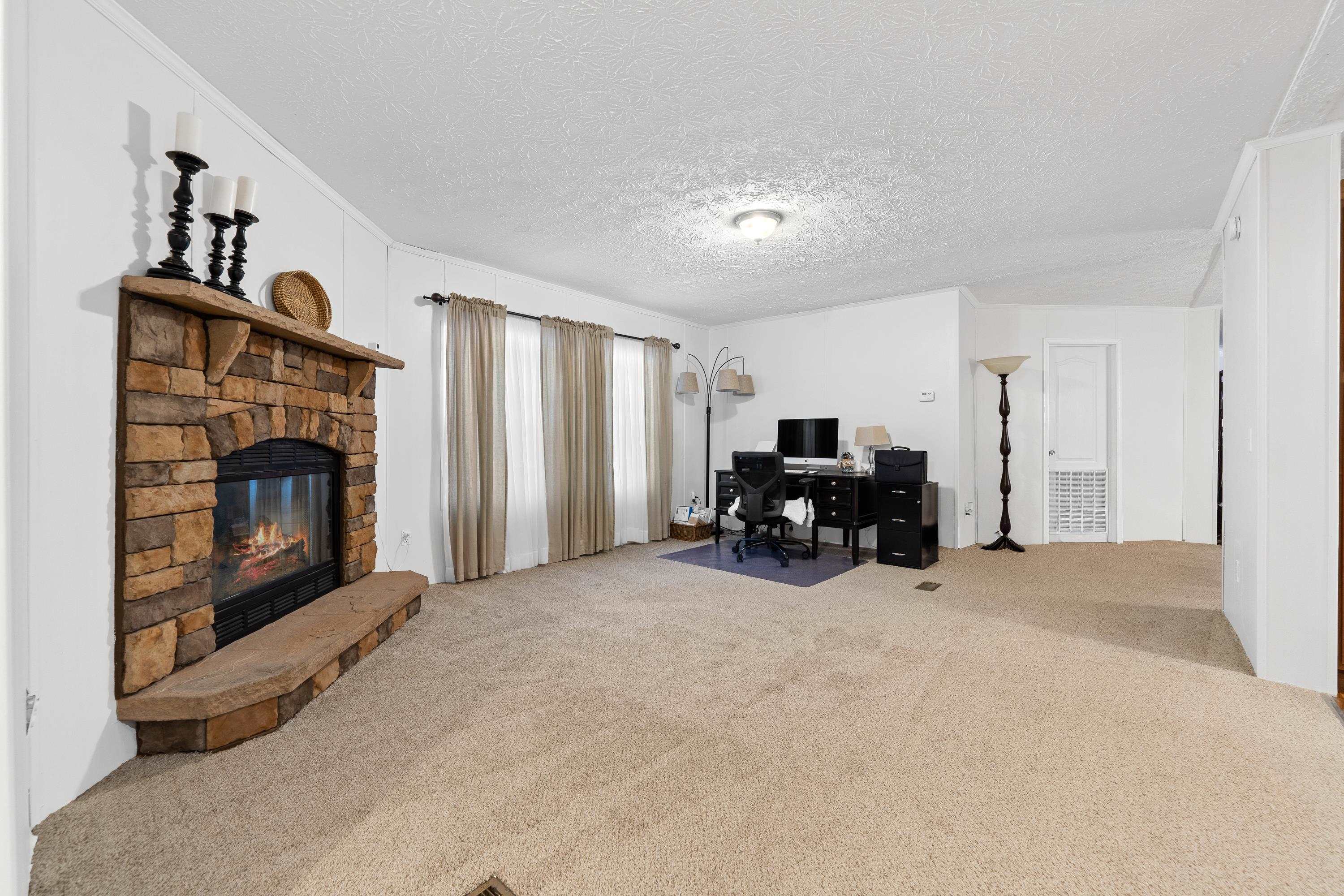 184 N STEELE BRIDGE ROAD