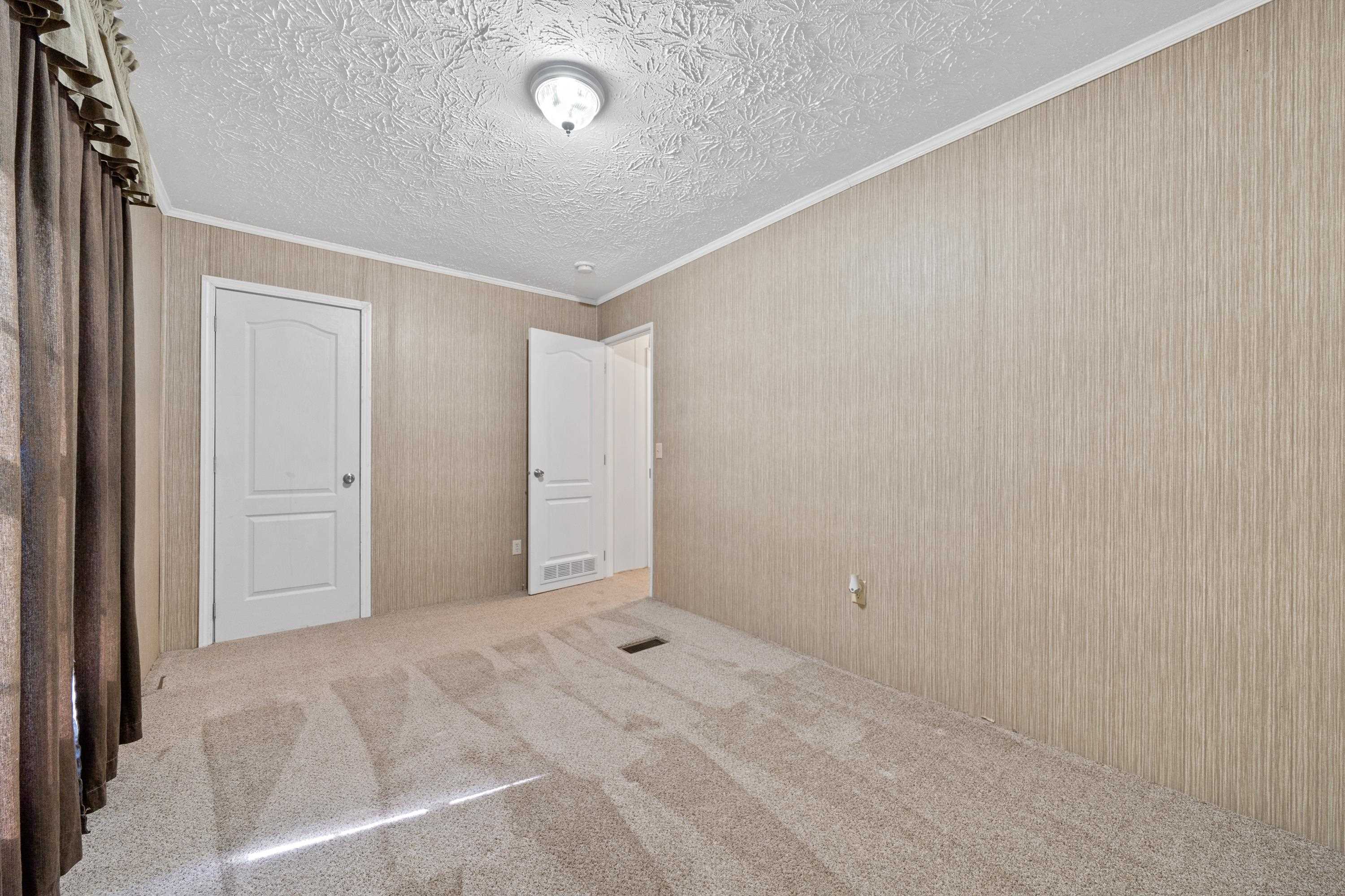 184 N STEELE BRIDGE ROAD