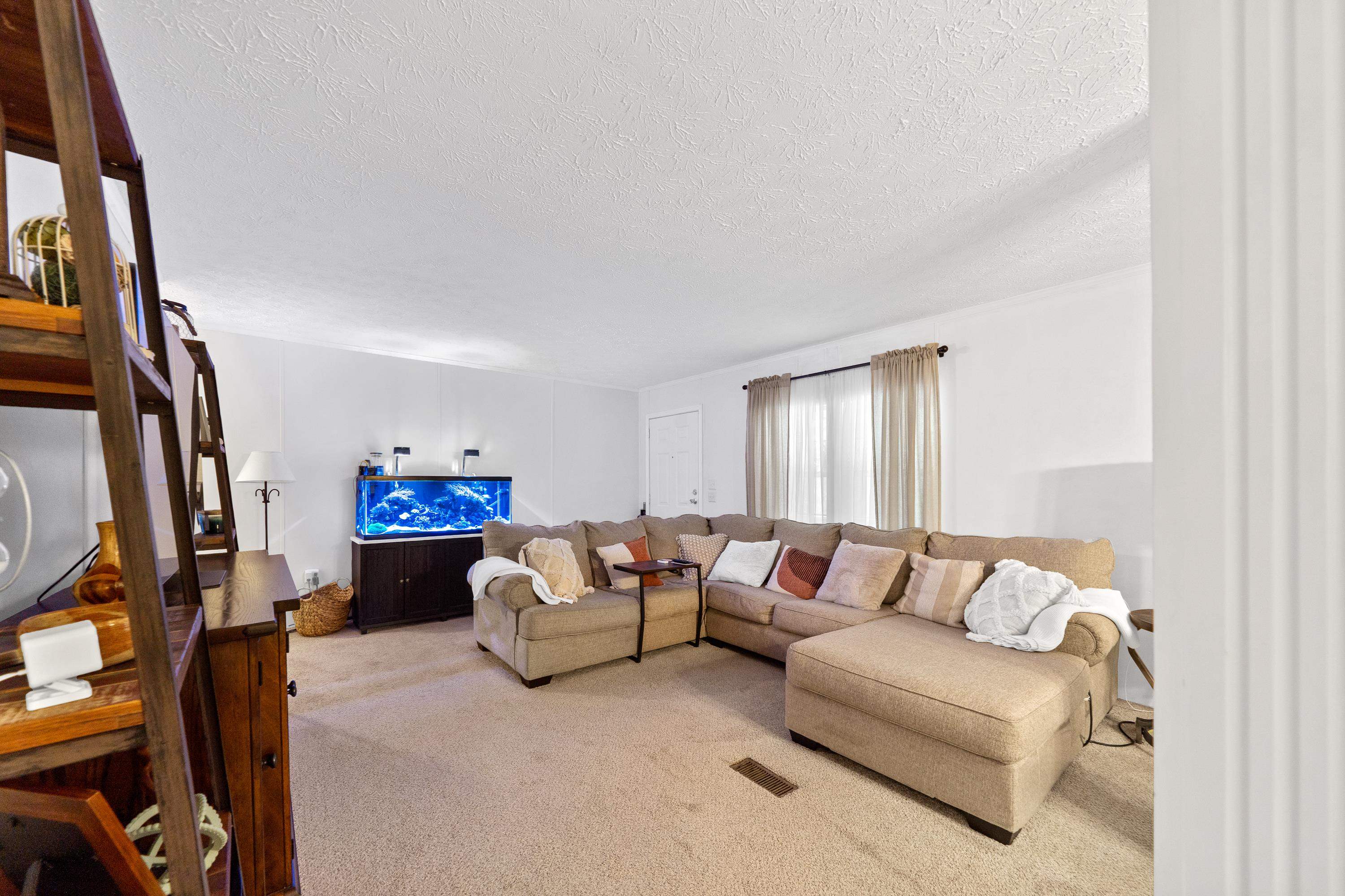 184 N STEELE BRIDGE ROAD