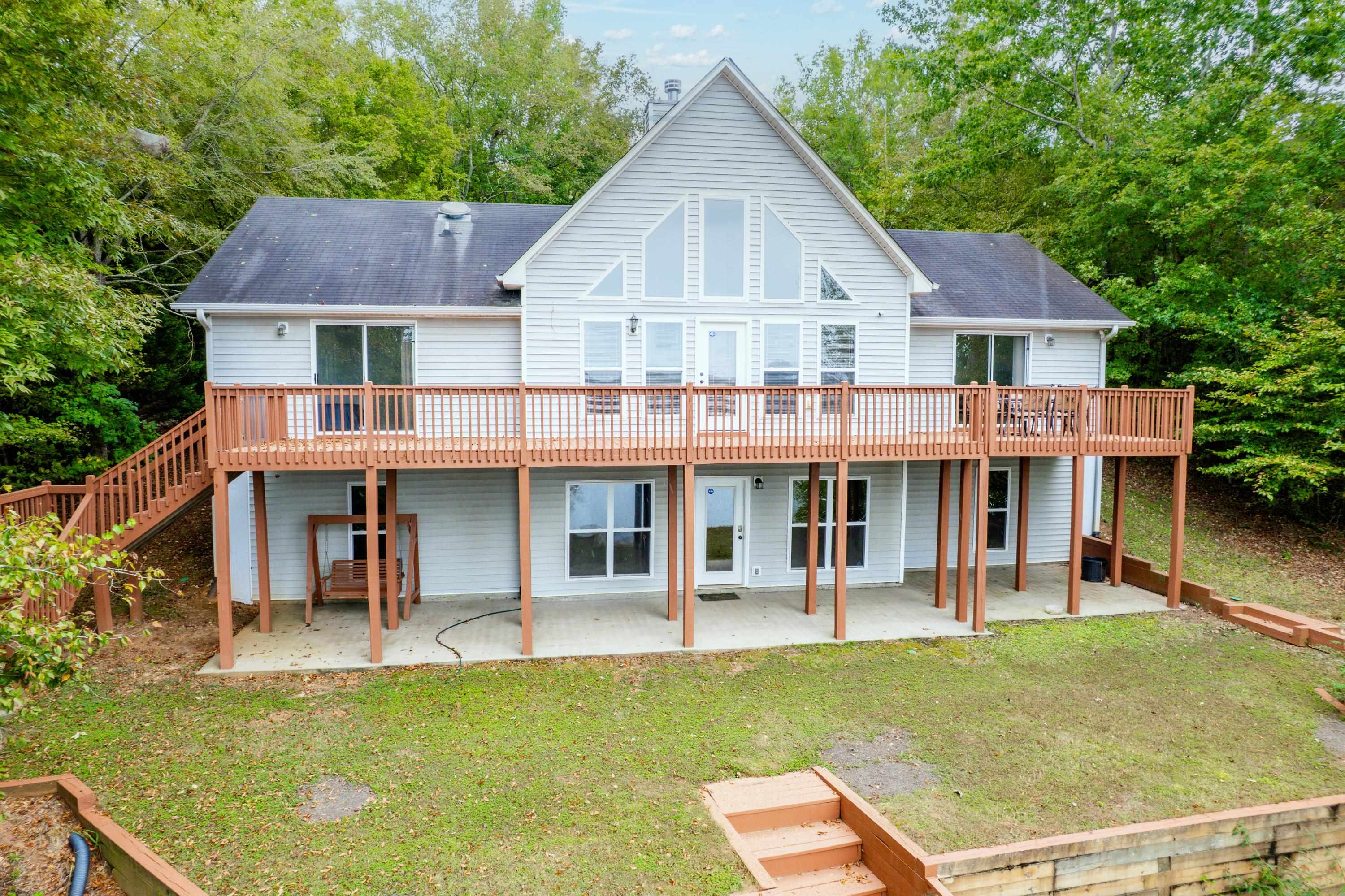 1475 JAMESWAY DRIVE