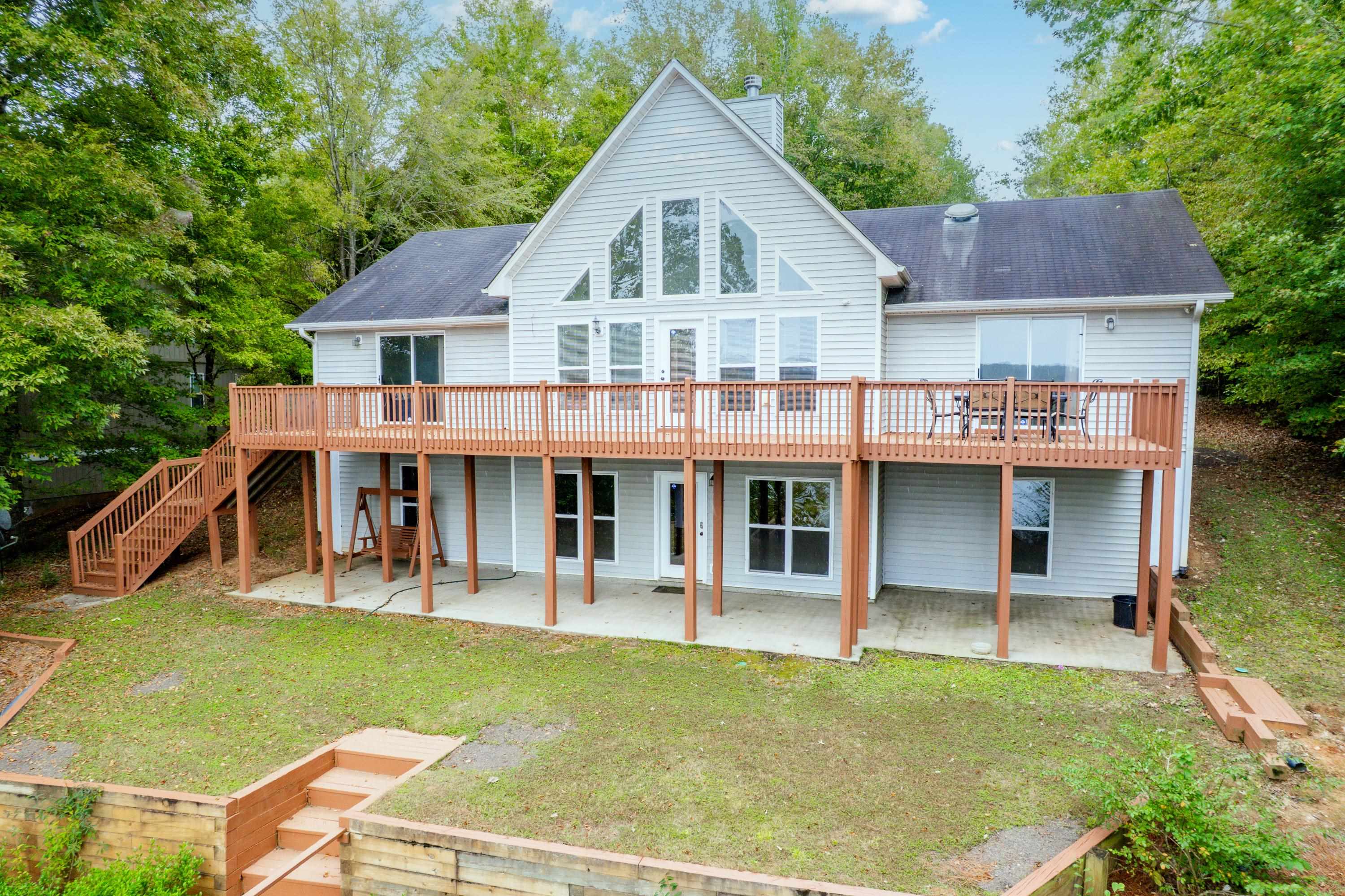 1475 JAMESWAY DRIVE