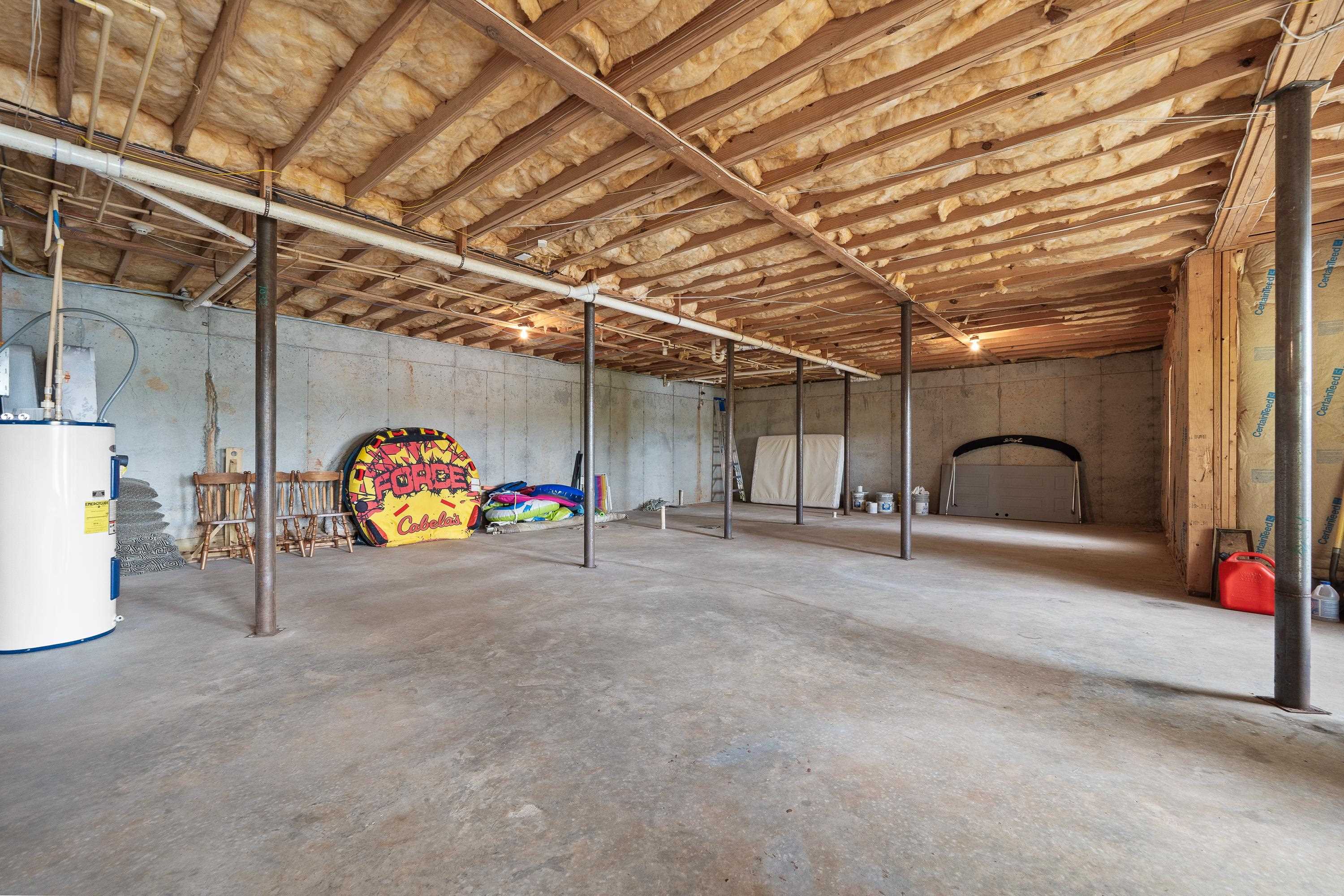 1475 JAMESWAY DRIVE