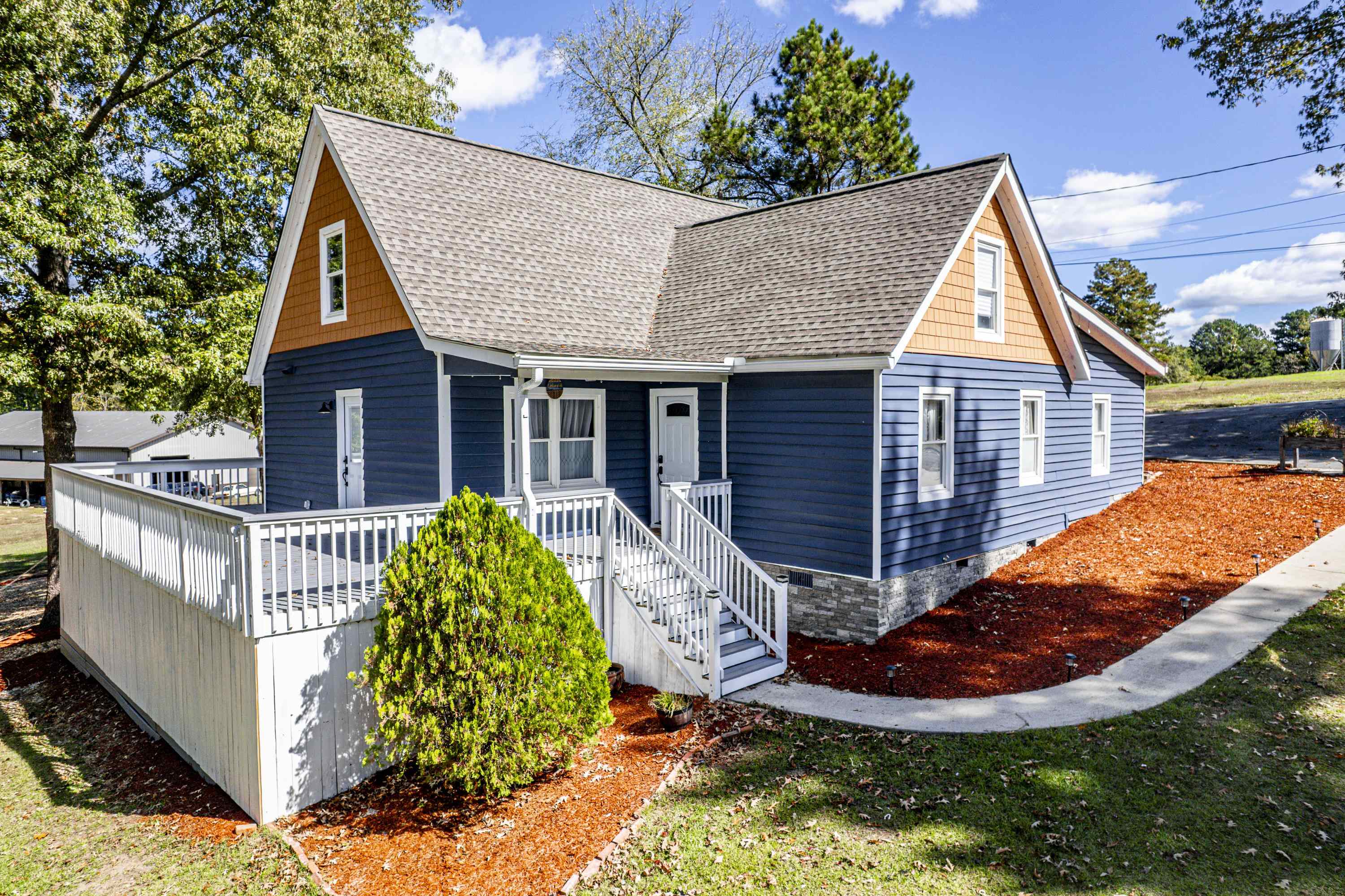 79 SUGAR CREEK TRAIL