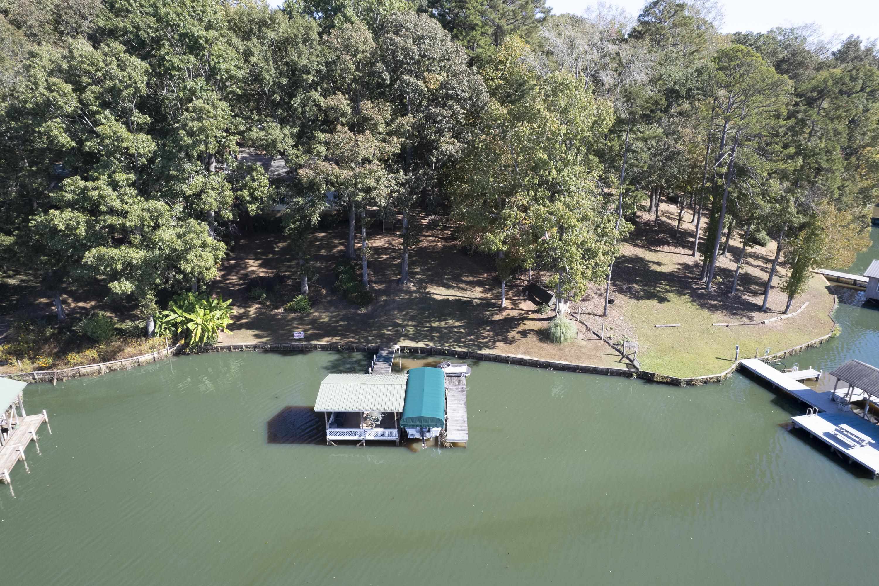 130 W DAYLIGHT DRIVE, Eatonton