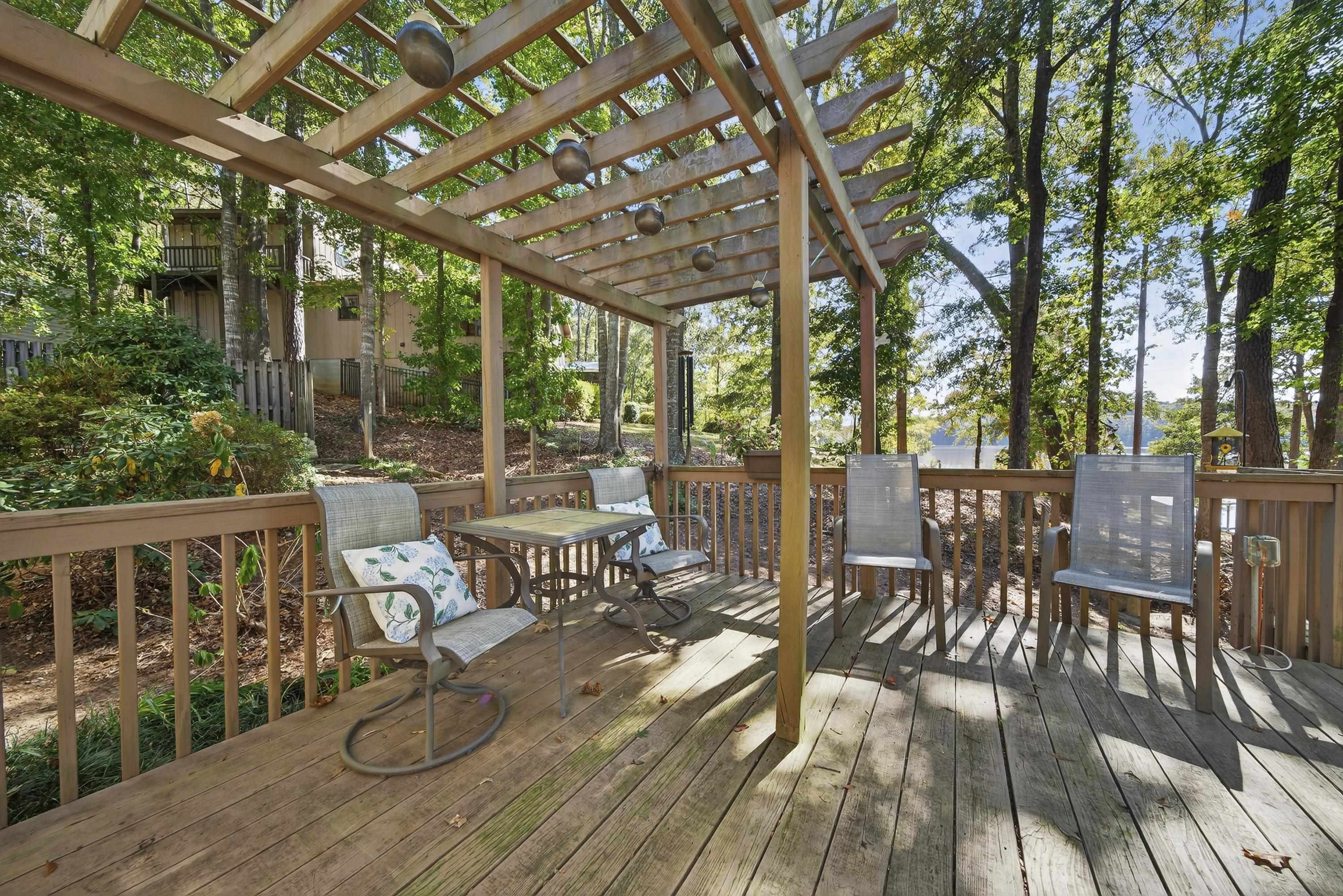 130 W DAYLIGHT DRIVE, Eatonton