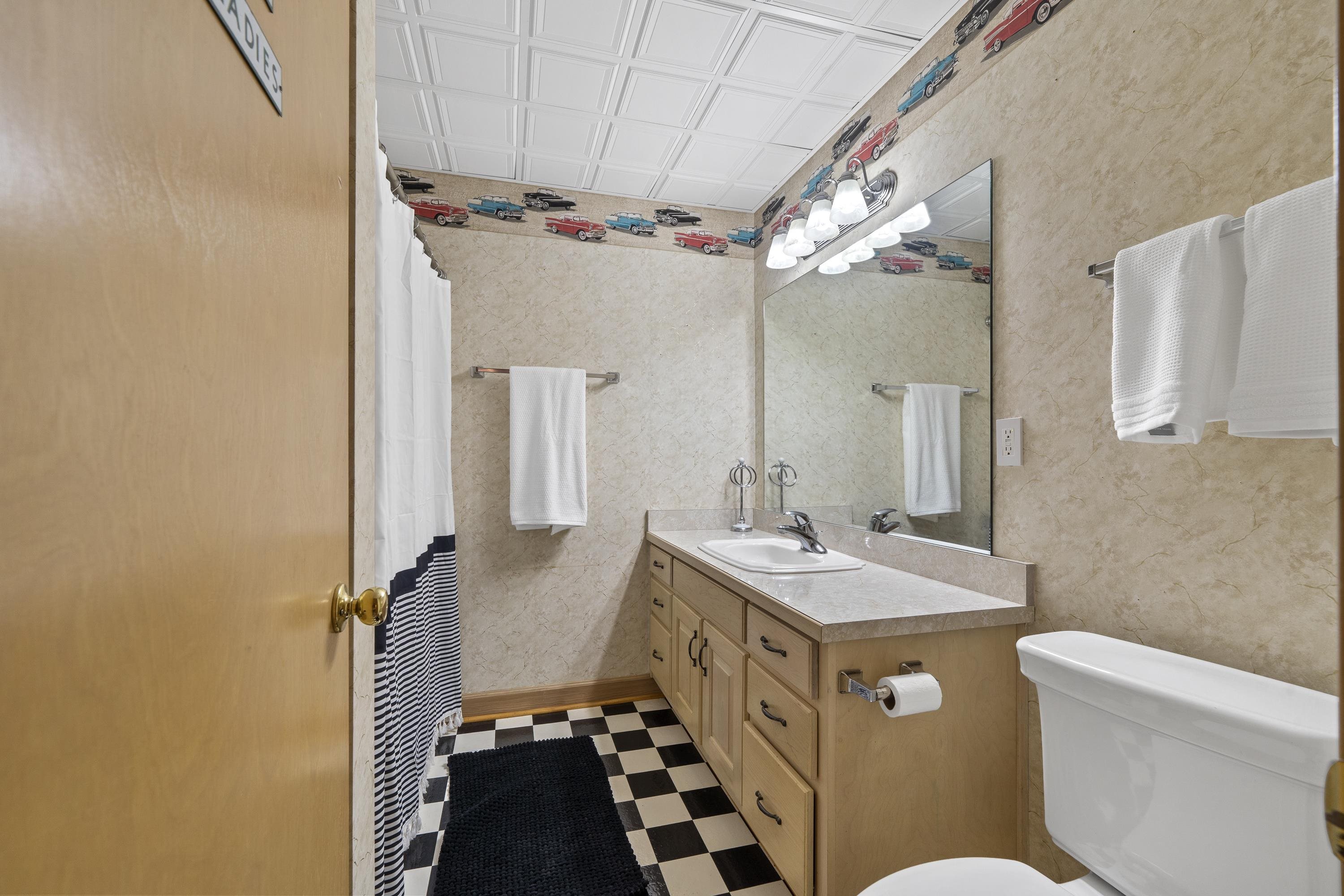 1361 NORTHWOODS DRIVE, Greensboro