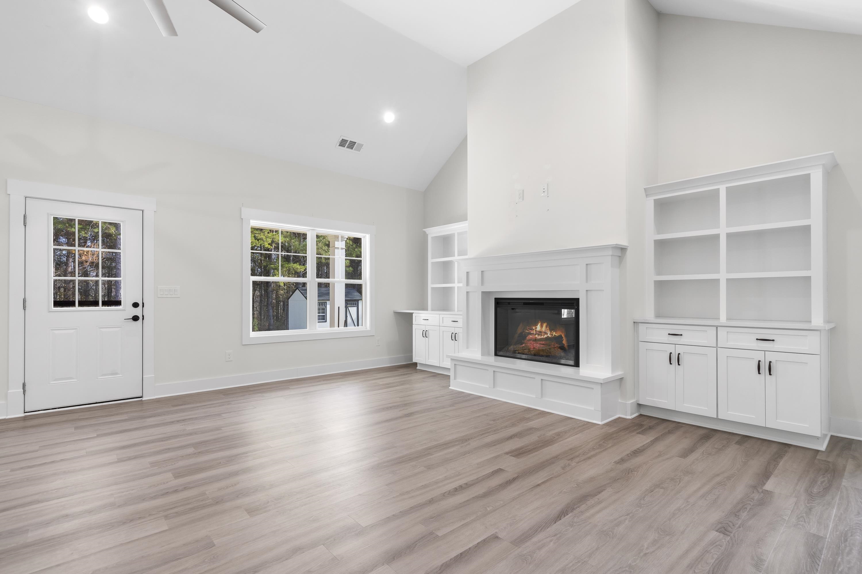 165 HUNTERS CHASE COURT