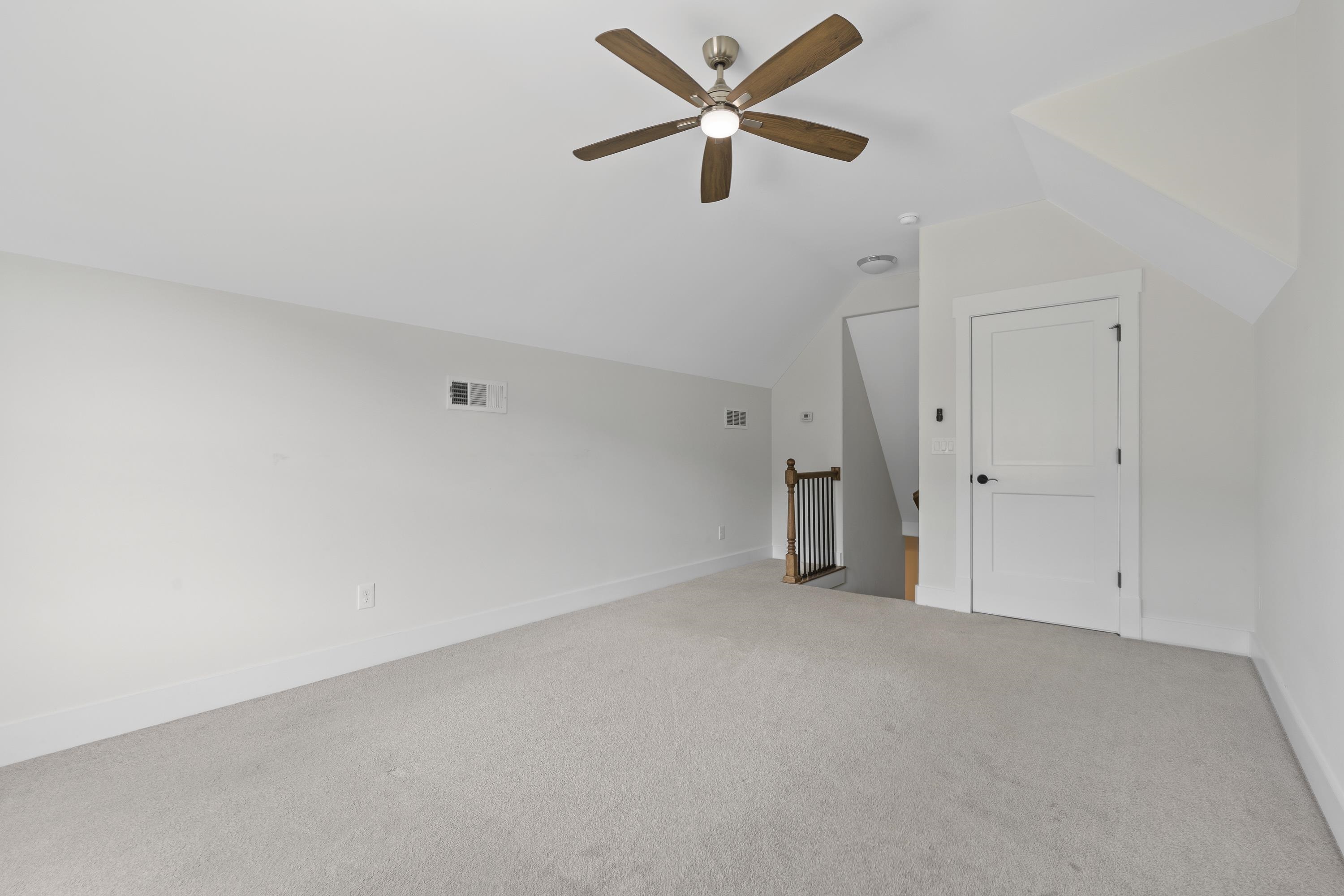 165 HUNTERS CHASE COURT