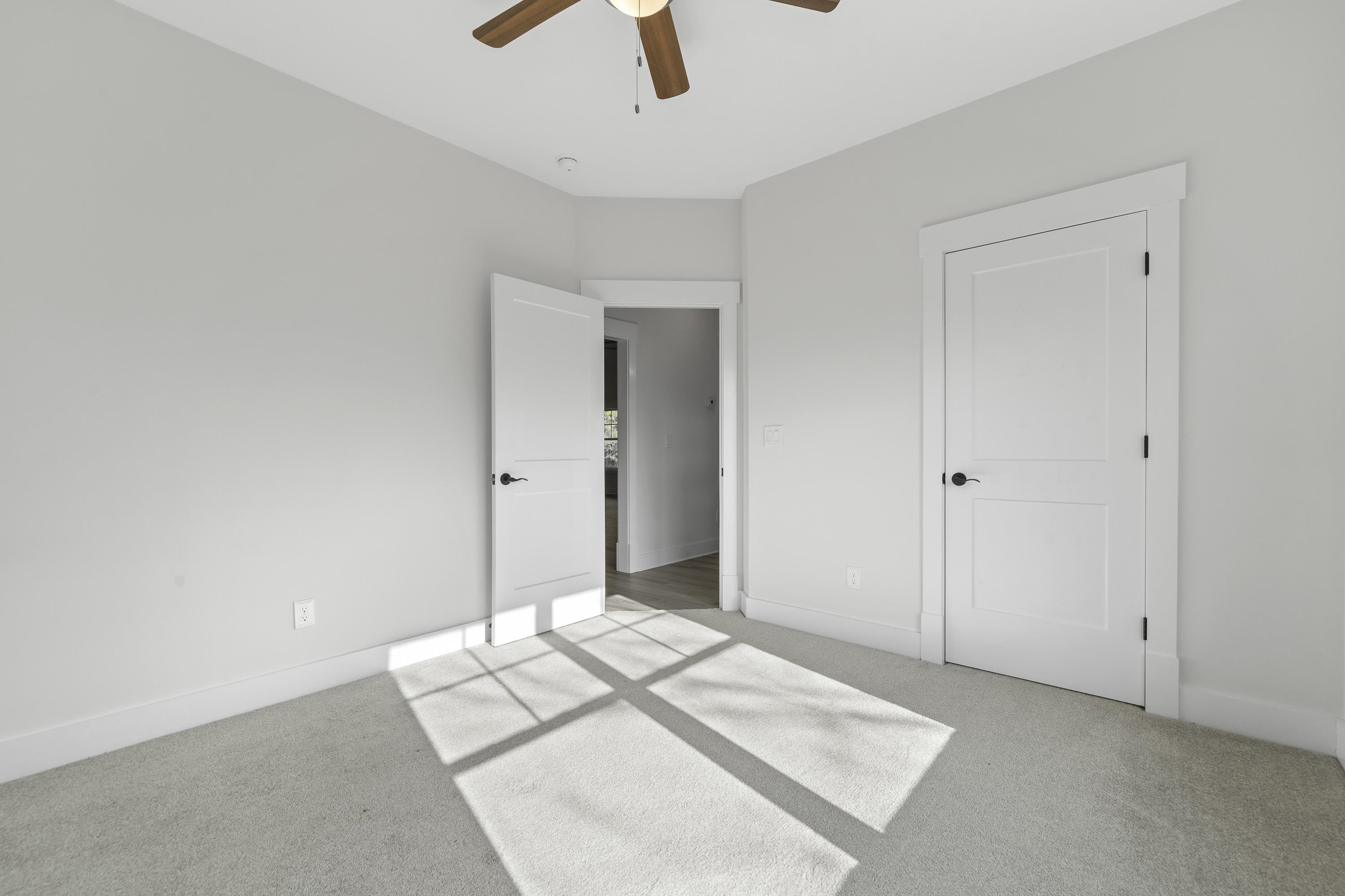 165 HUNTERS CHASE COURT