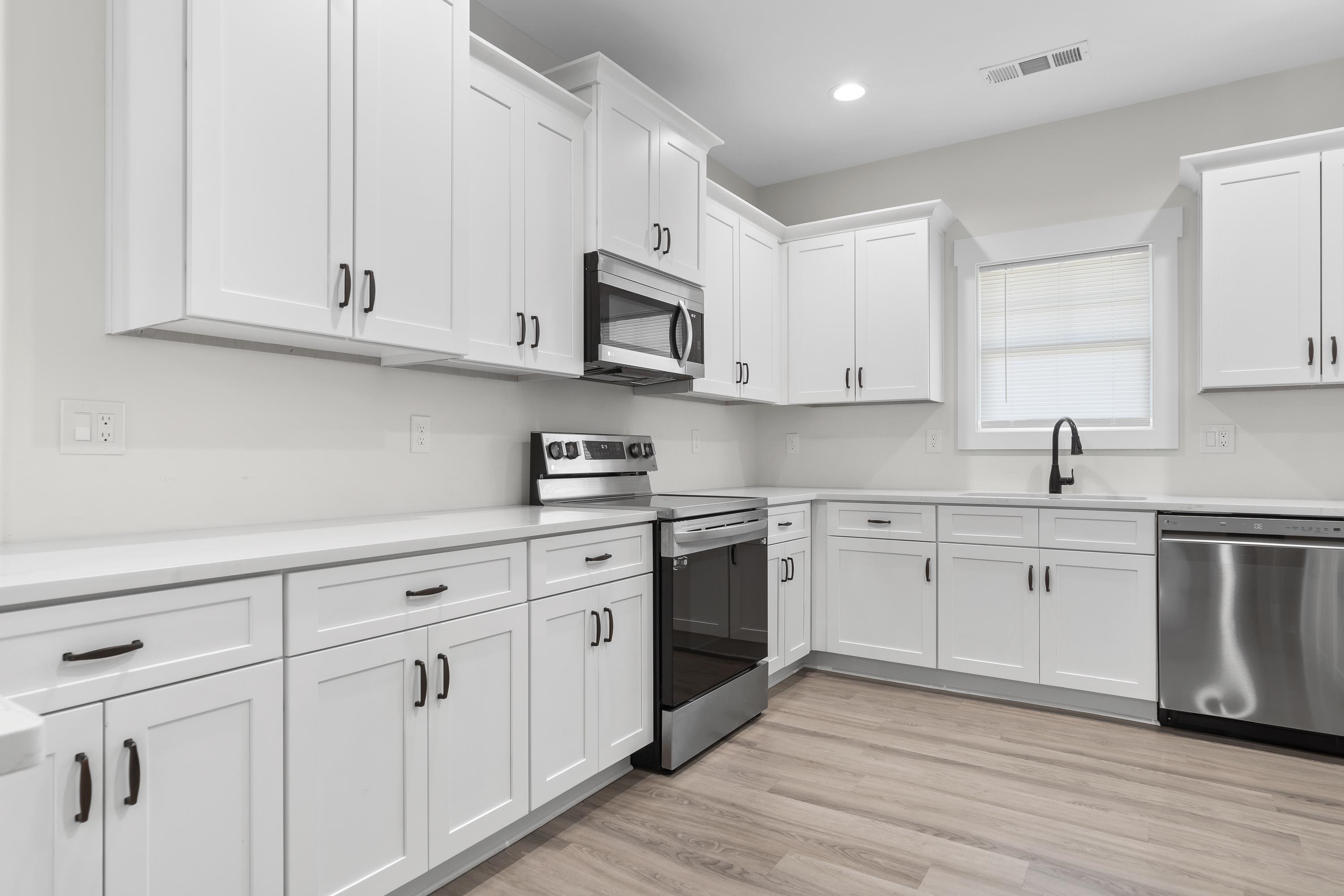 165 HUNTERS CHASE COURT