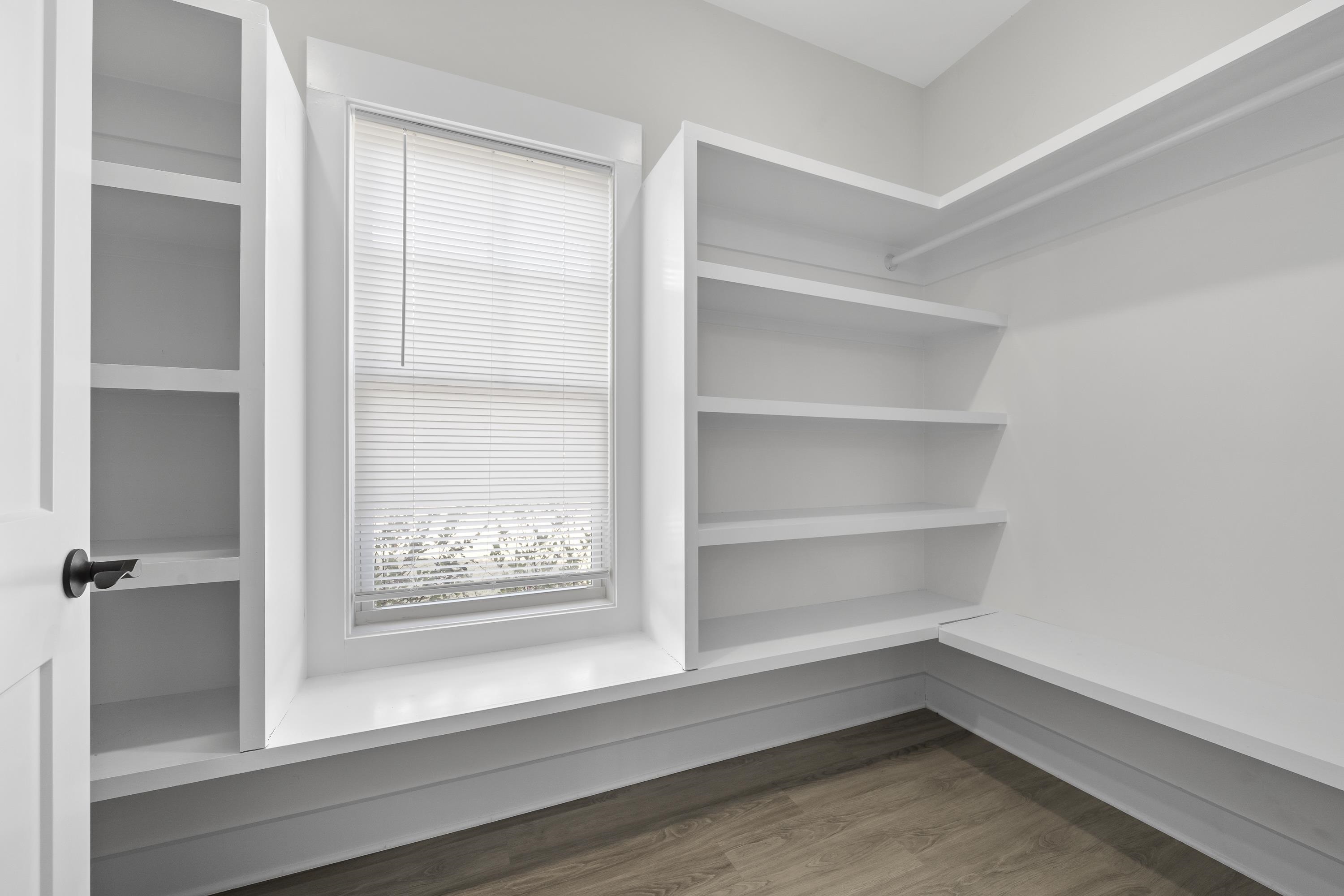 165 HUNTERS CHASE COURT