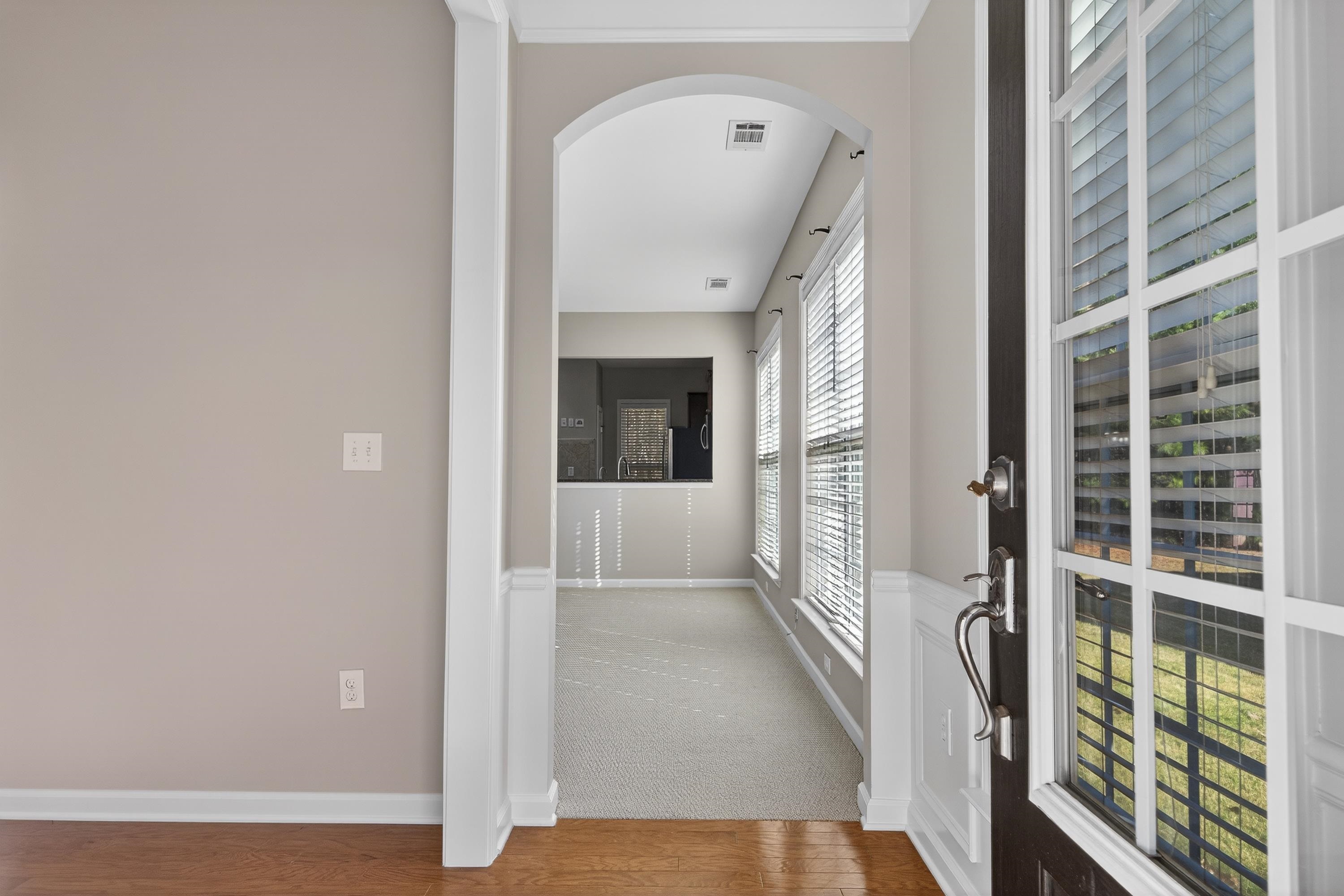 1060 SUMMER HOLLOW ROAD