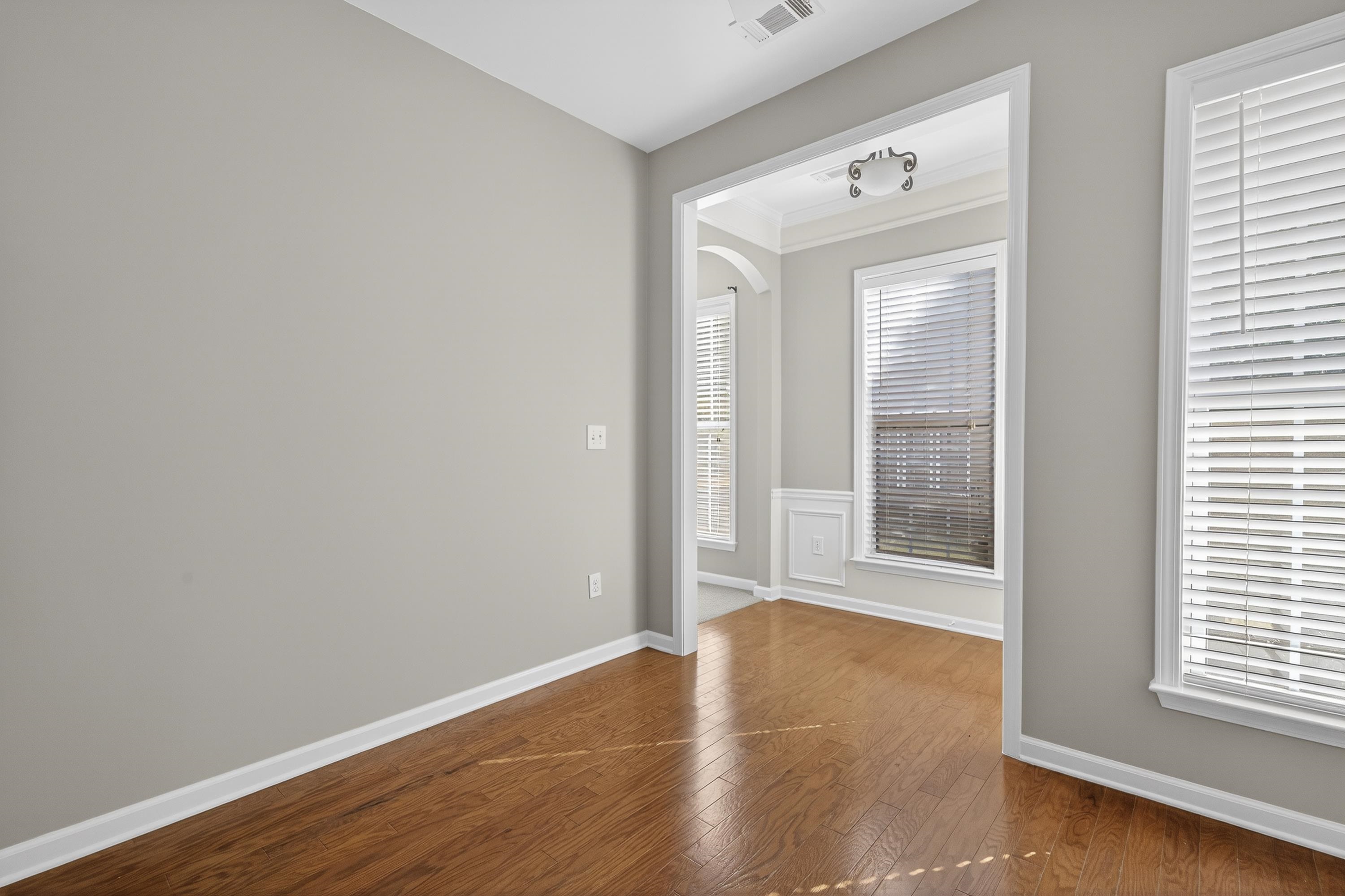 1060 SUMMER HOLLOW ROAD