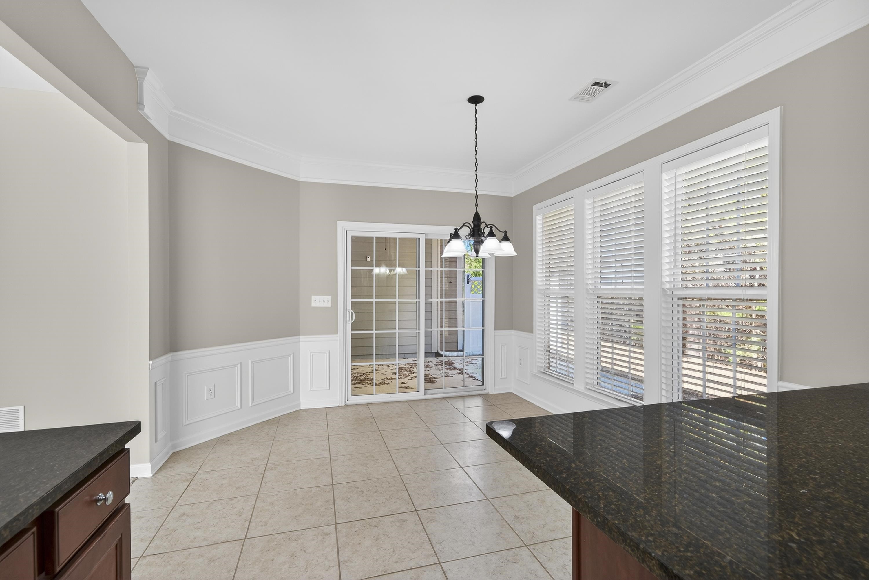 1060 SUMMER HOLLOW ROAD