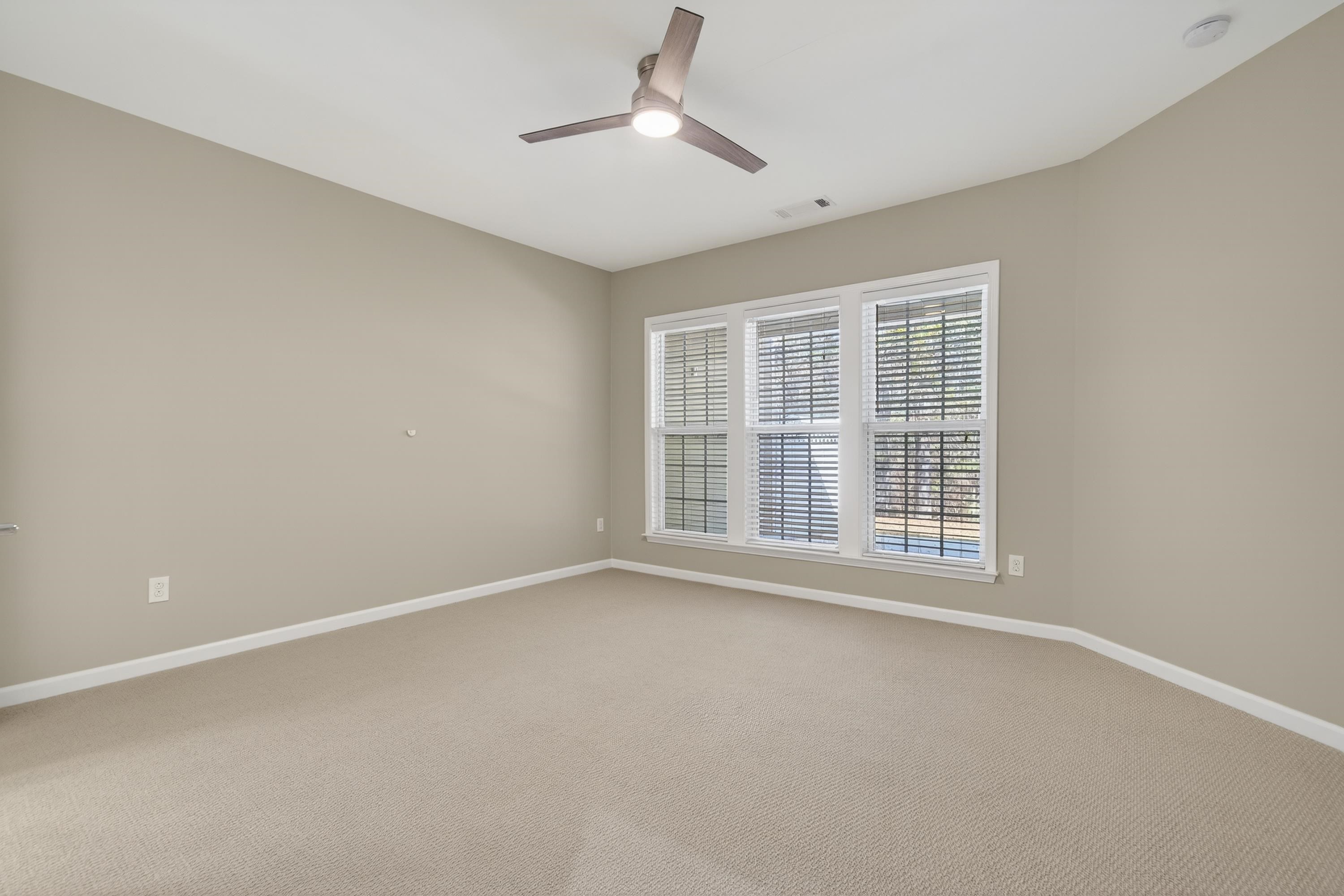 1060 SUMMER HOLLOW ROAD