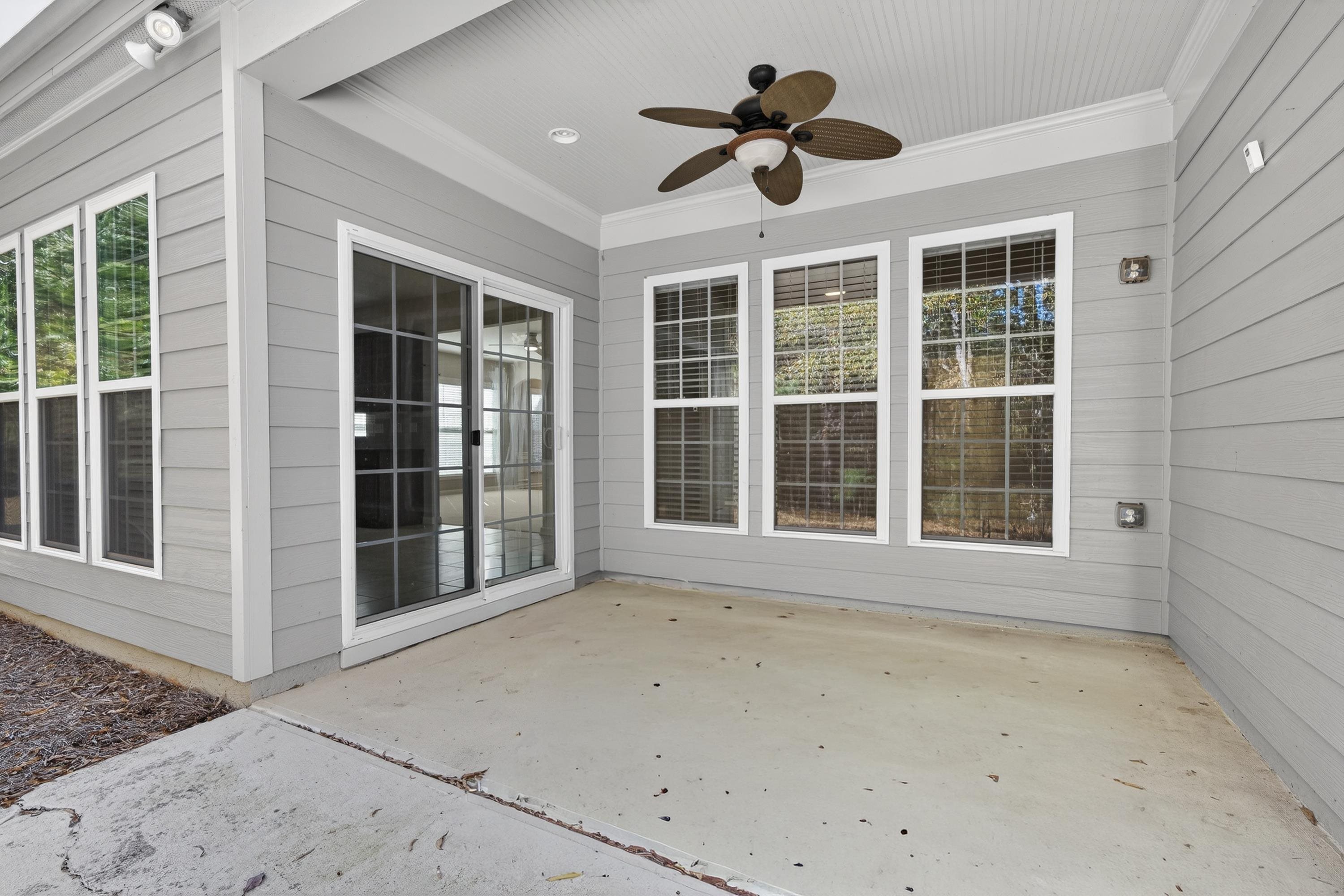 1060 SUMMER HOLLOW ROAD