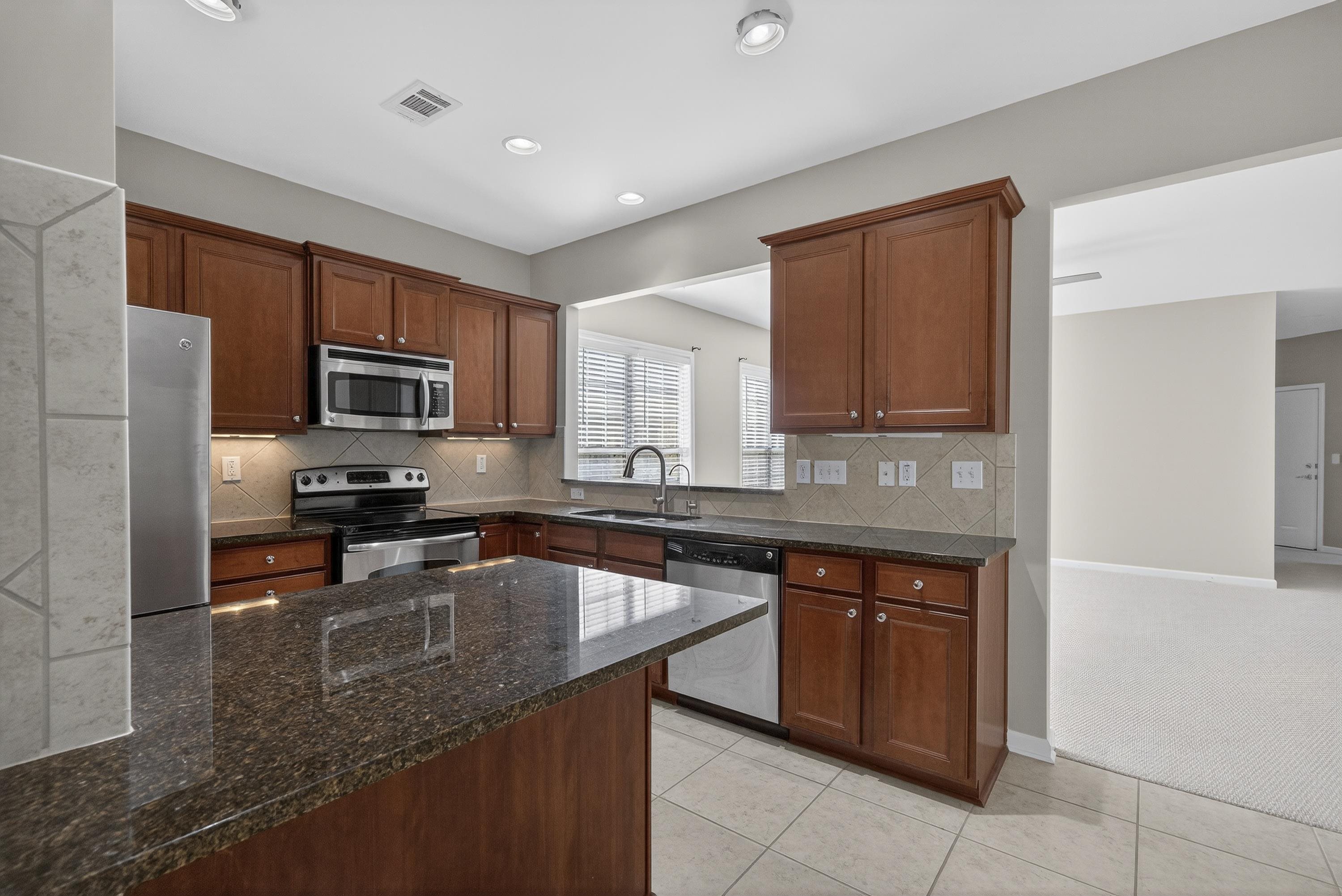 1060 SUMMER HOLLOW ROAD