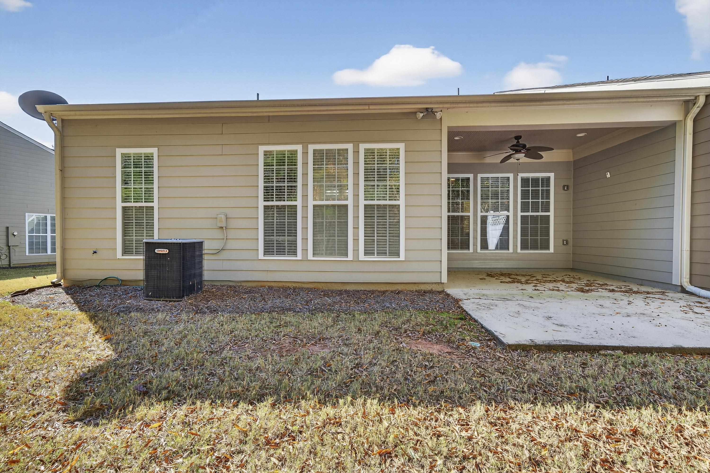 1060 SUMMER HOLLOW ROAD