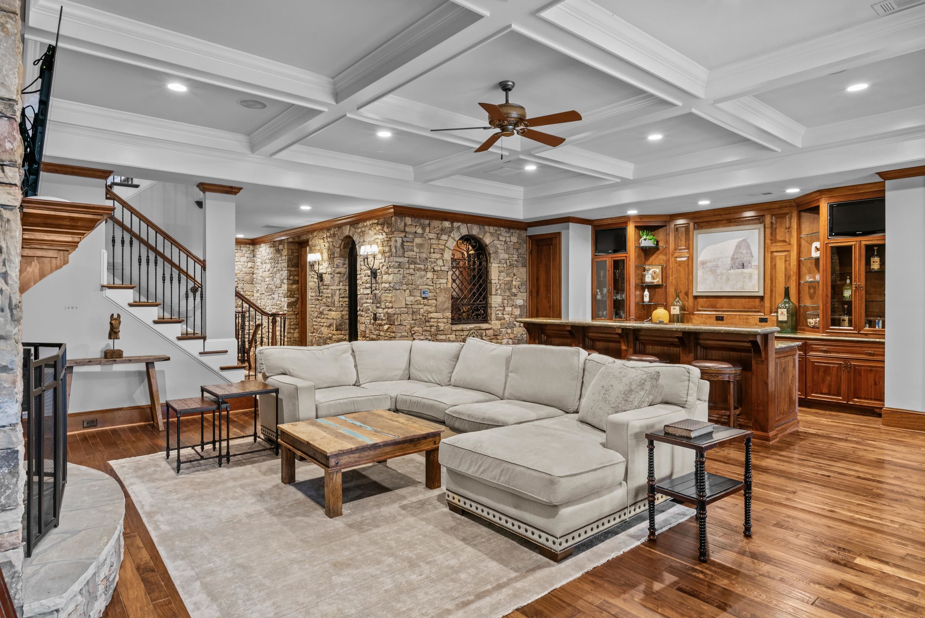 1251 LAKE CLUB DRIVE