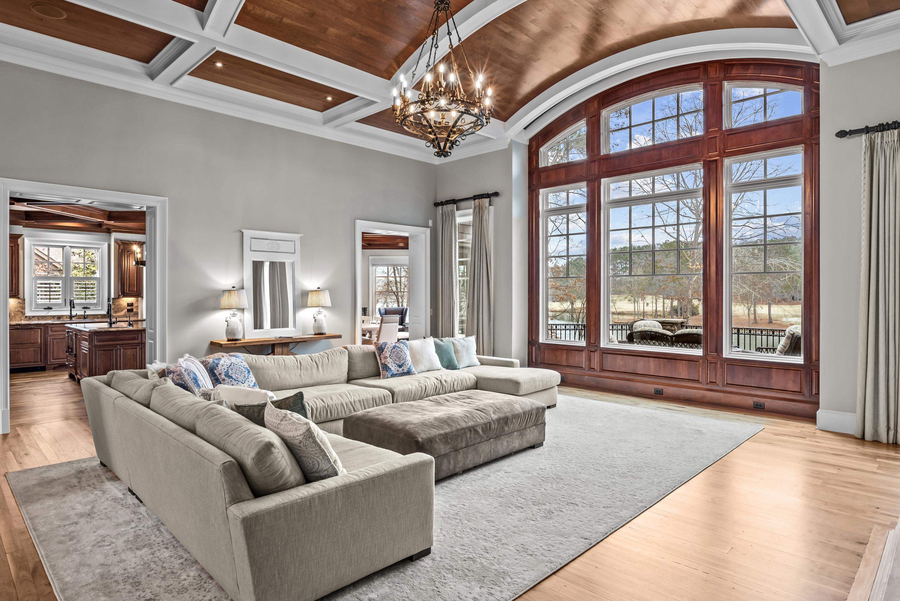 1251 LAKE CLUB DRIVE