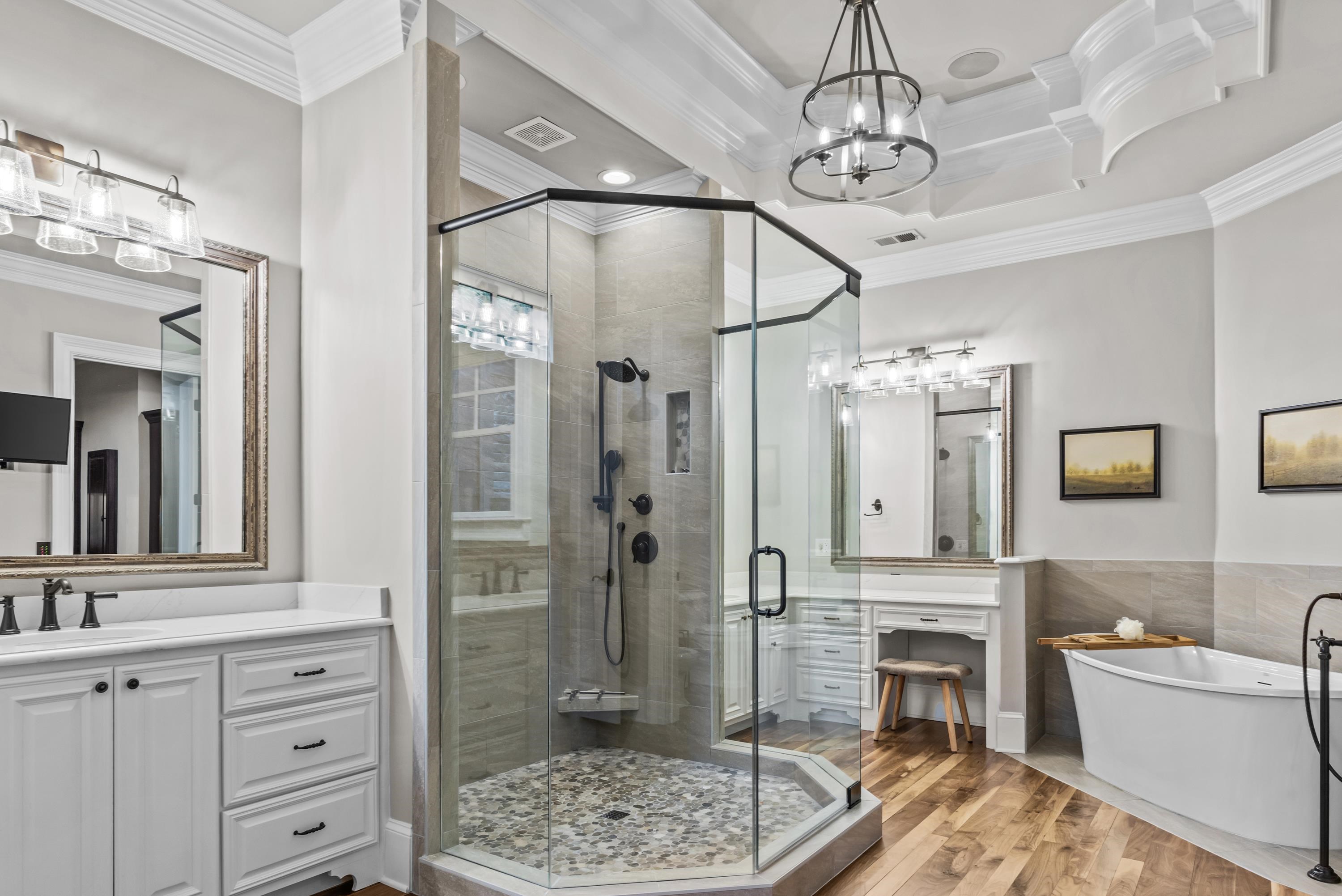 1251 LAKE CLUB DRIVE