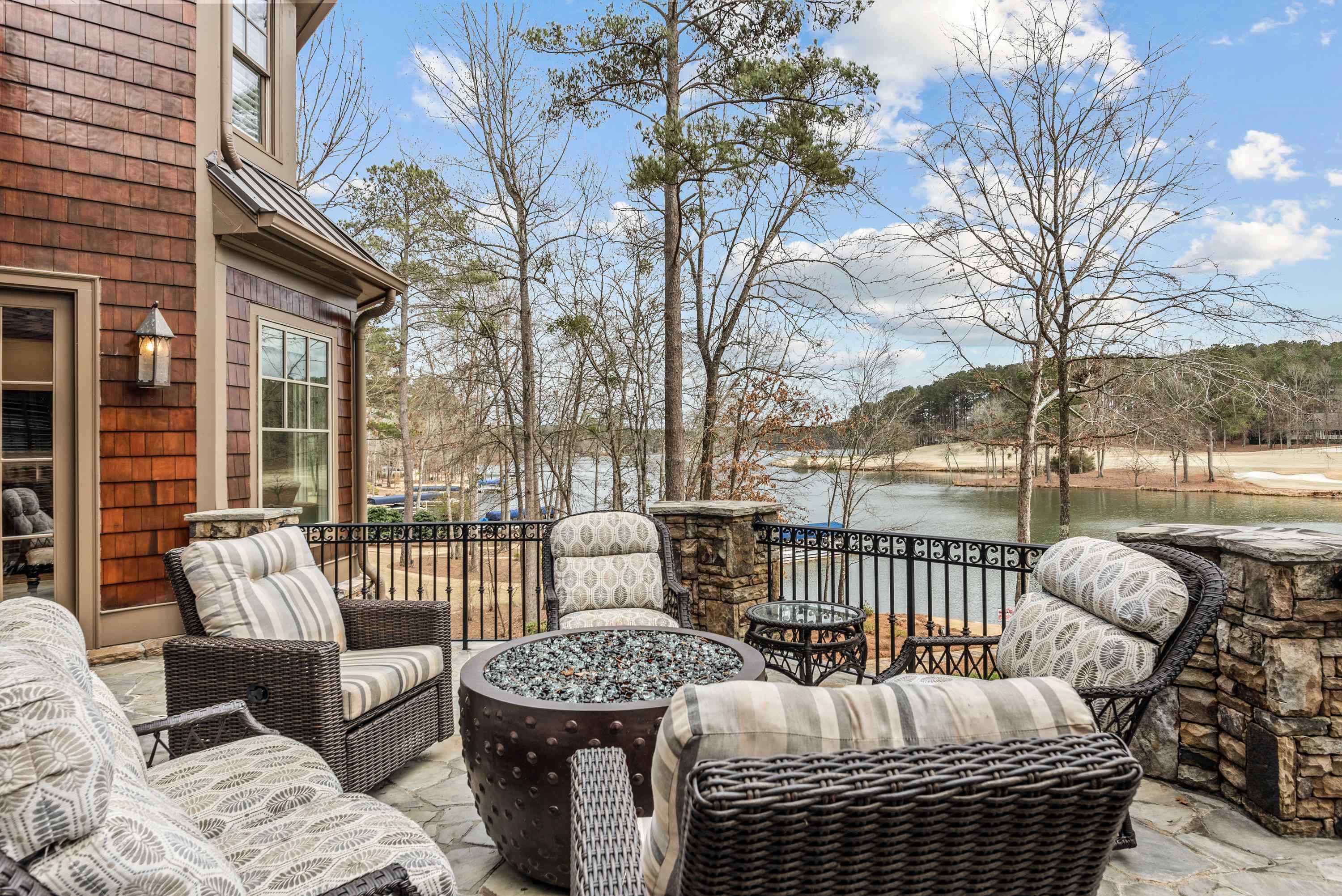 1251 LAKE CLUB DRIVE