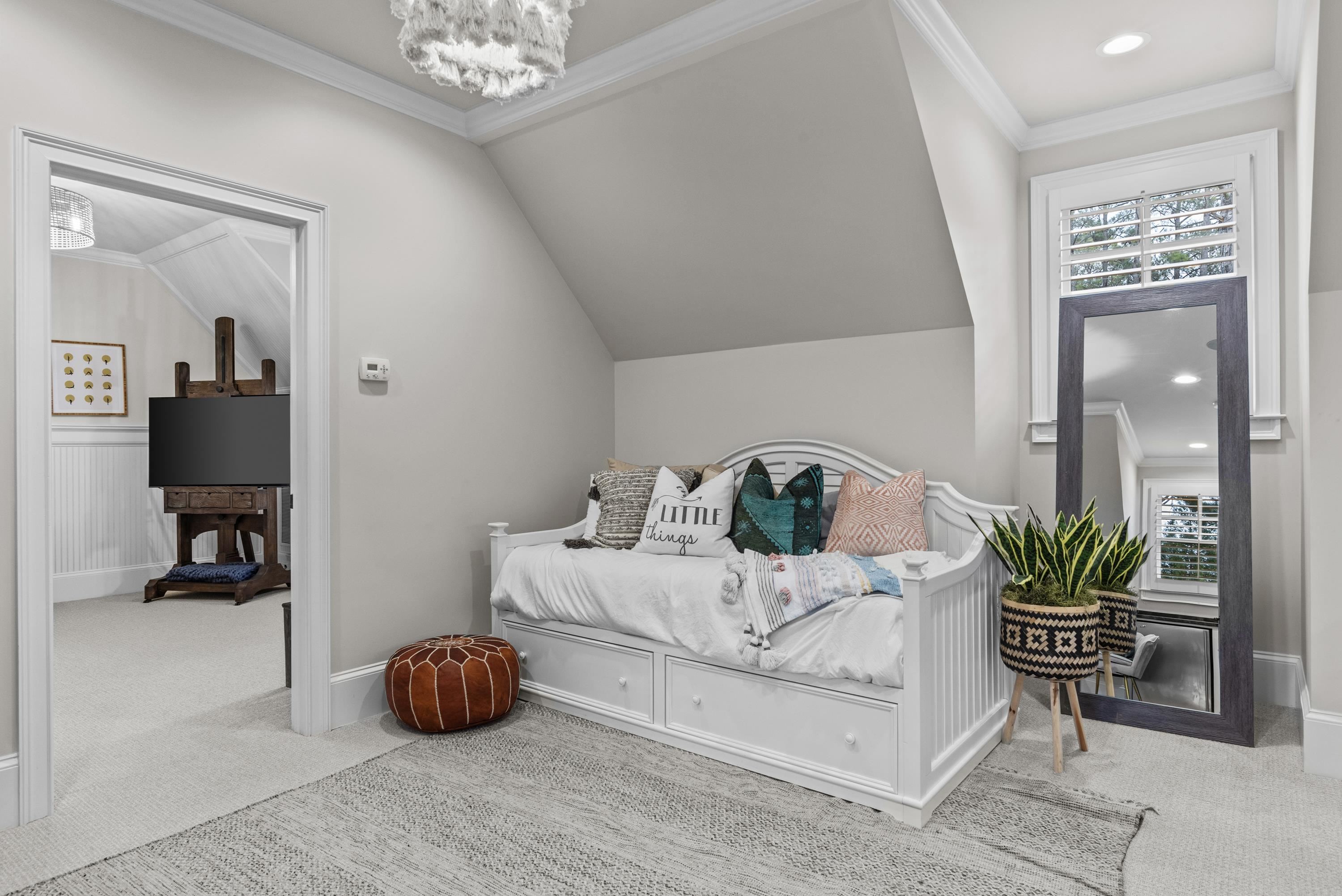 1251 LAKE CLUB DRIVE