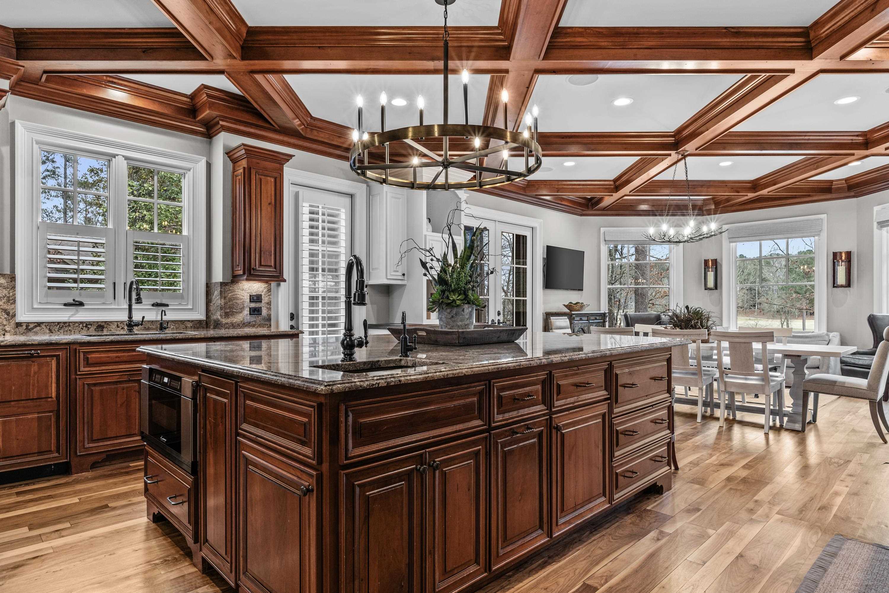 1251 LAKE CLUB DRIVE