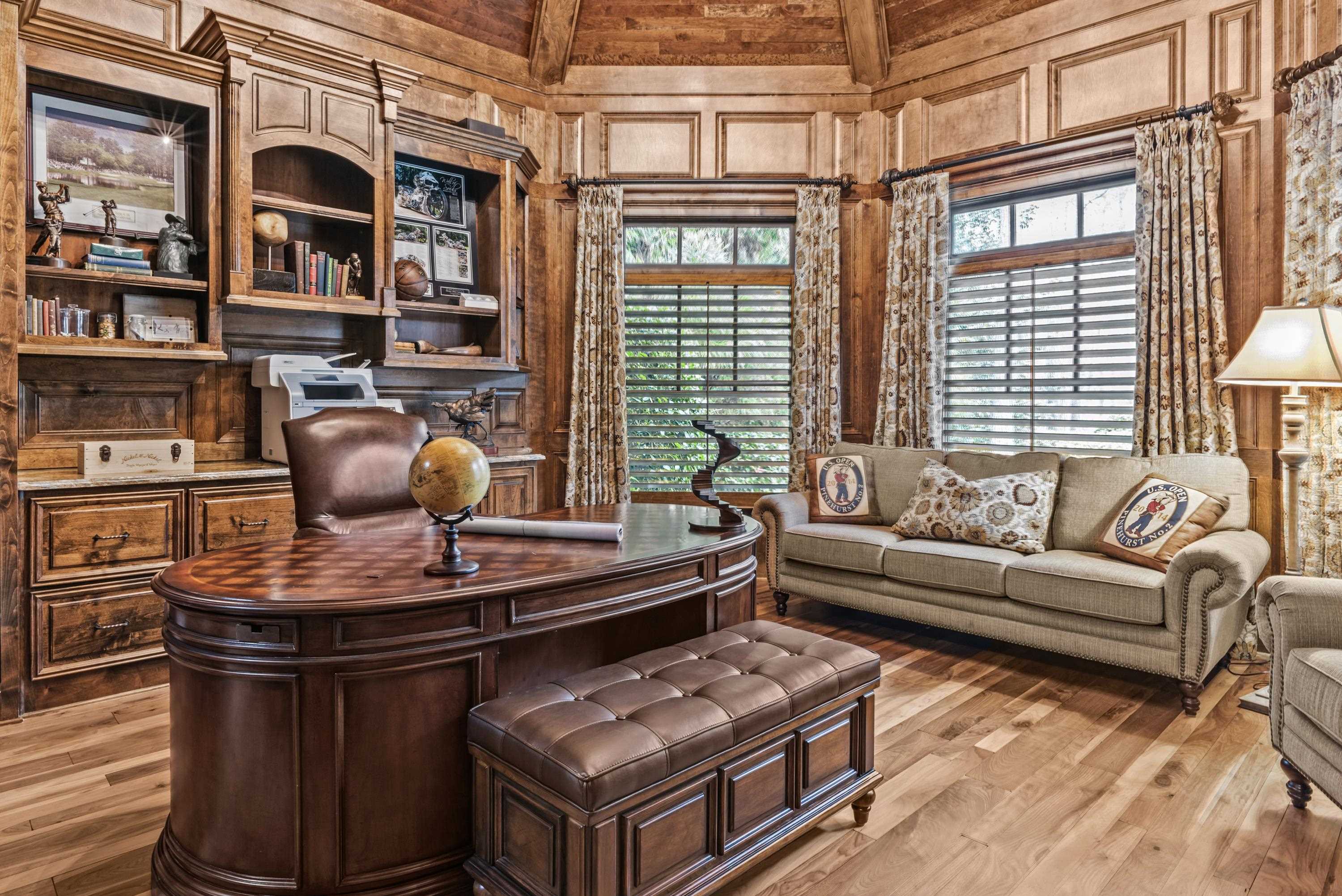 1251 LAKE CLUB DRIVE