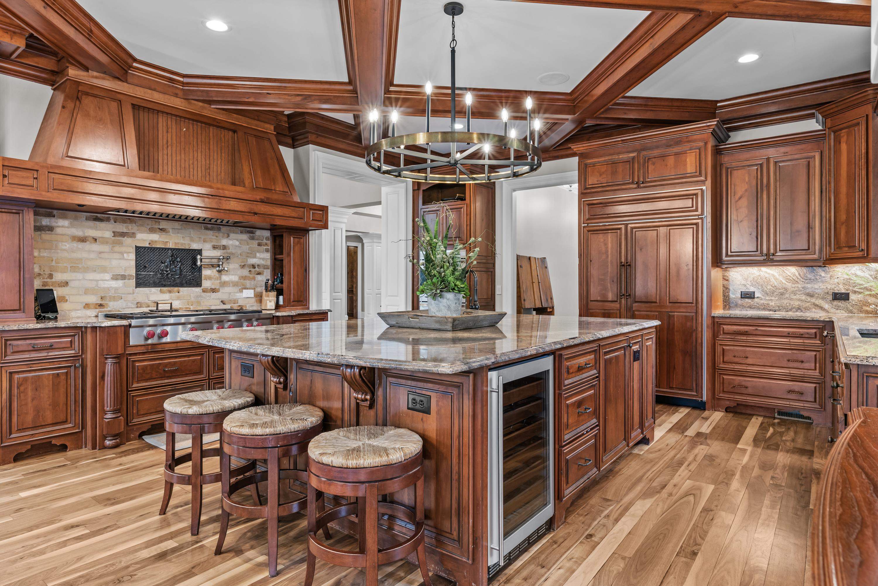 1251 LAKE CLUB DRIVE