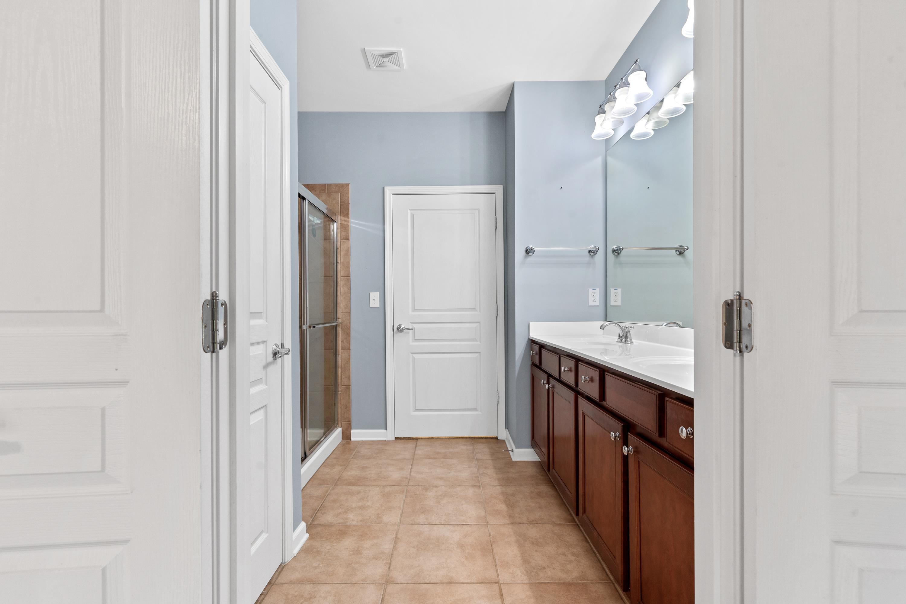 1370 SUMMER HOLLOW ROAD