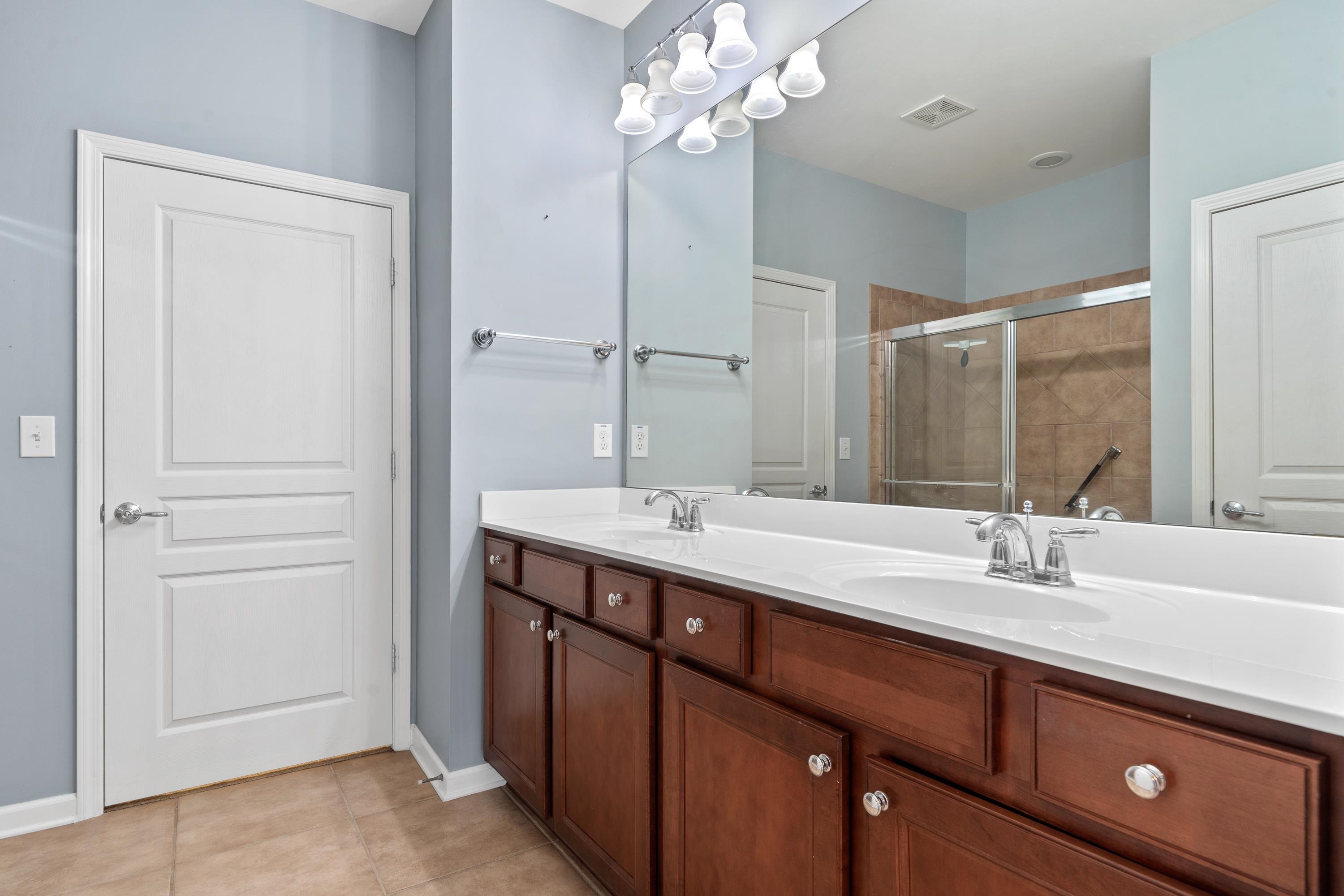 1370 SUMMER HOLLOW ROAD